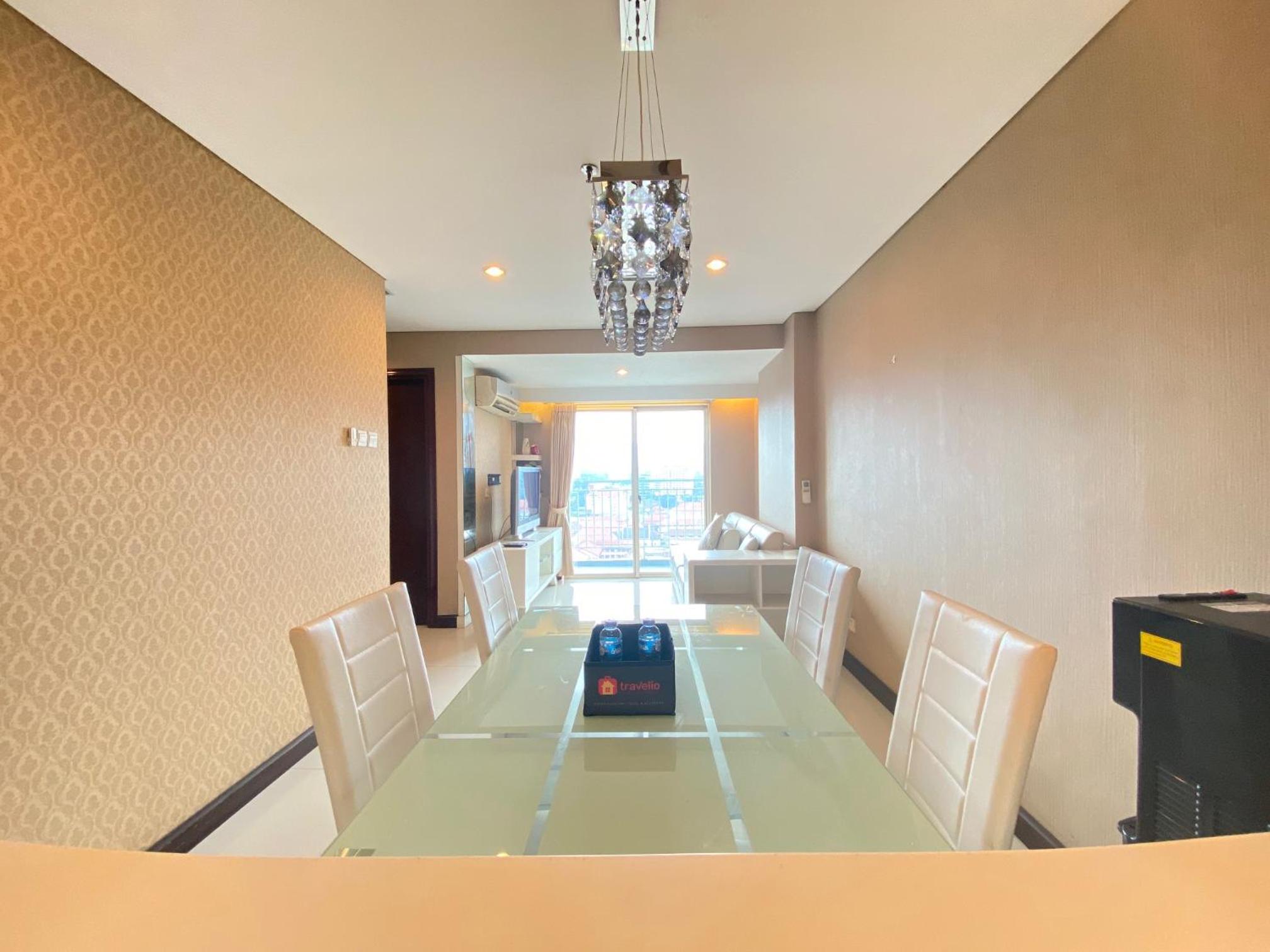 Deluxe & Well Appointed 2BR at El Royale Apartment By Travelio