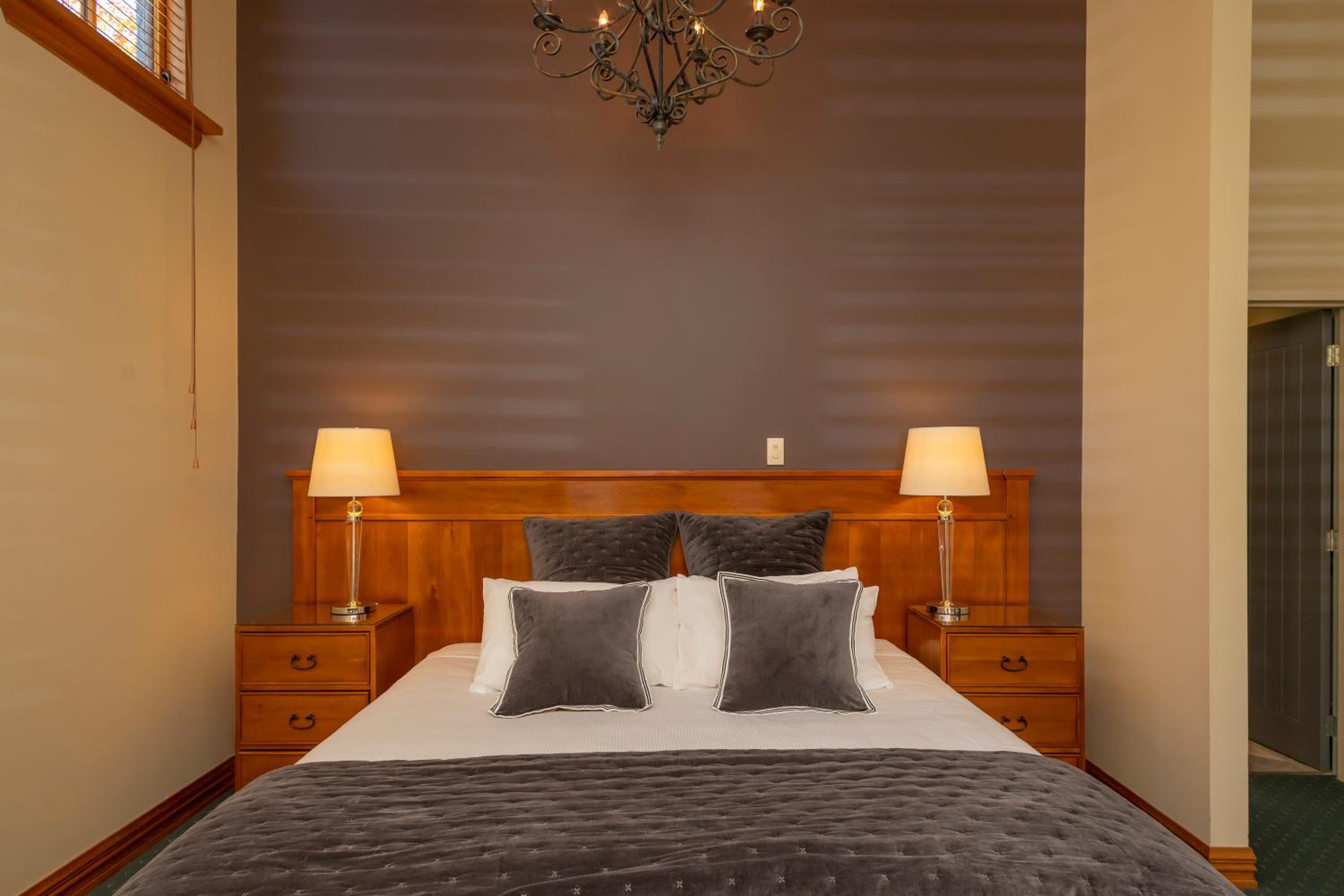 Arrowtown House Boutique Hotel 16
