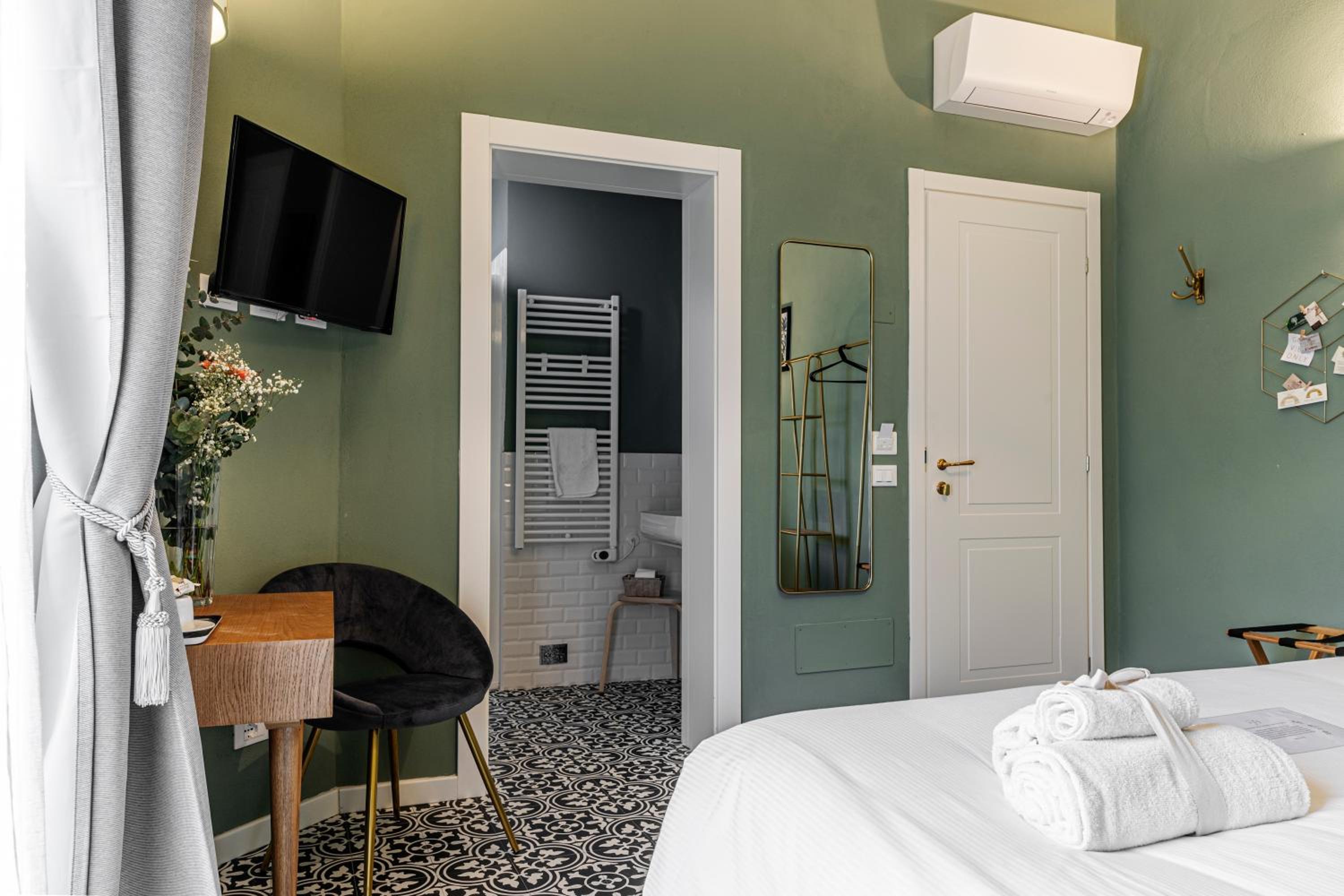 hotel room