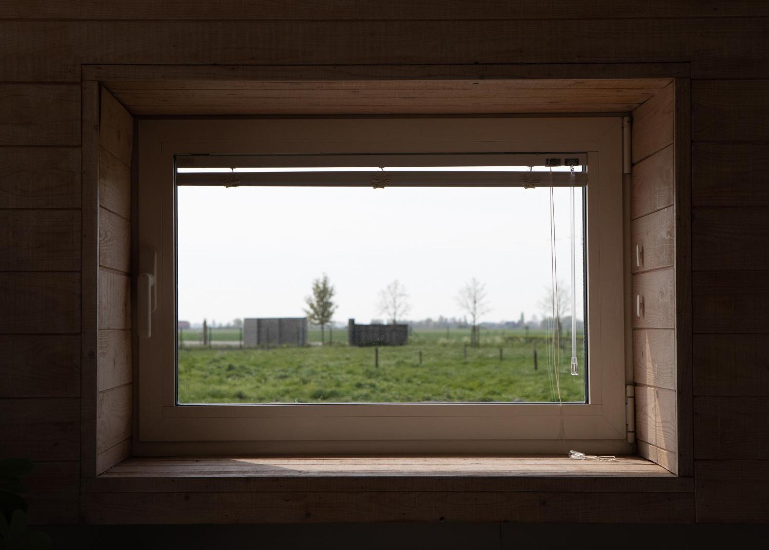 Landelijk vakantiehuis in Diksmuide met een tuin en vijver