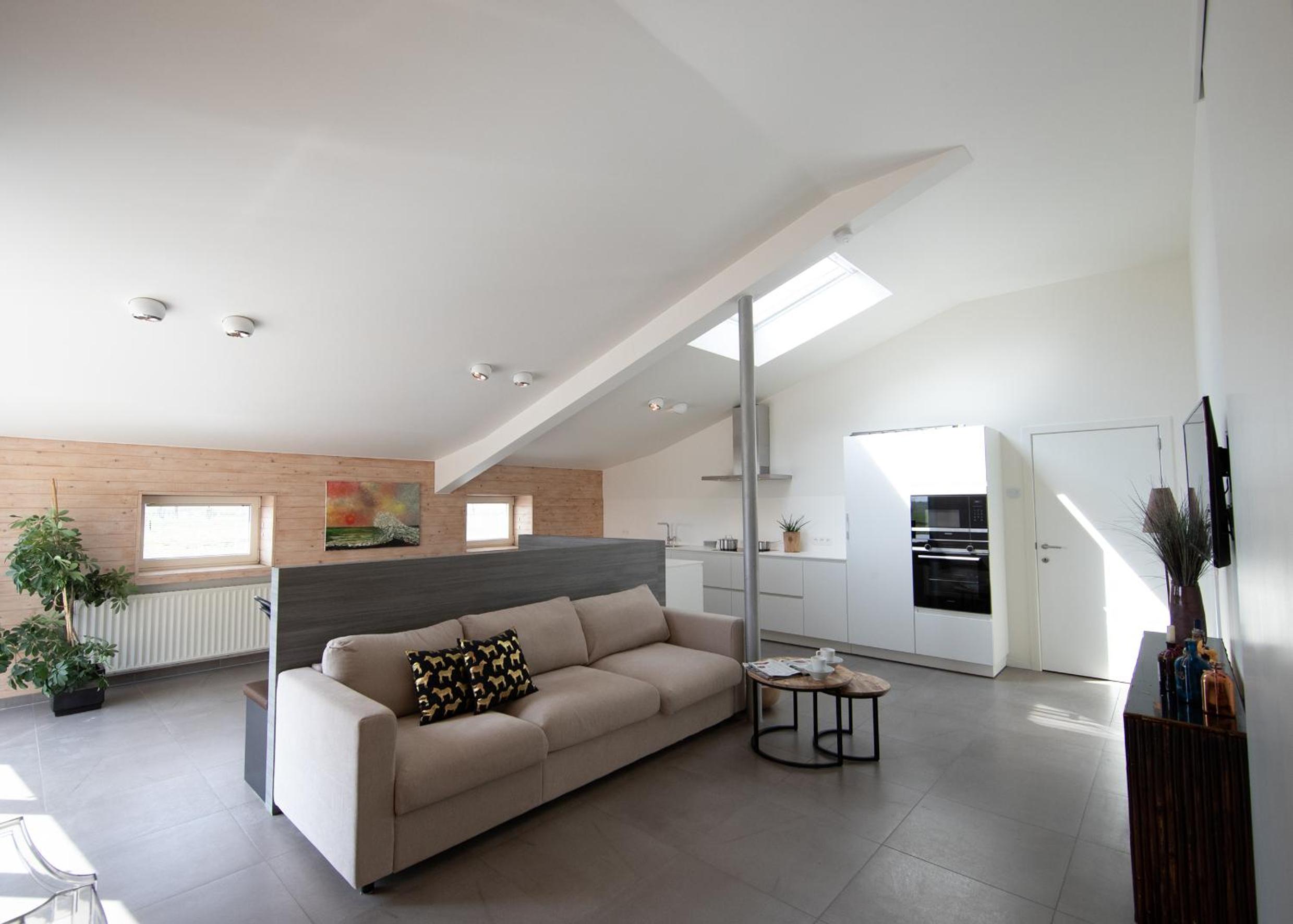 Landelijk vakantiehuis in Diksmuide met een tuin en vijver