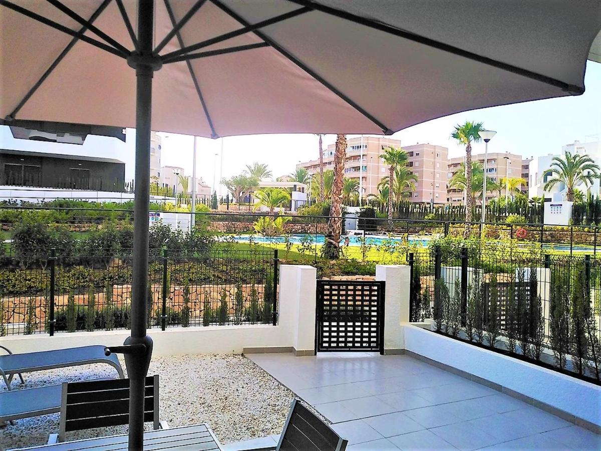 Cosy ground floor apartment with direct access to the pool photo 2