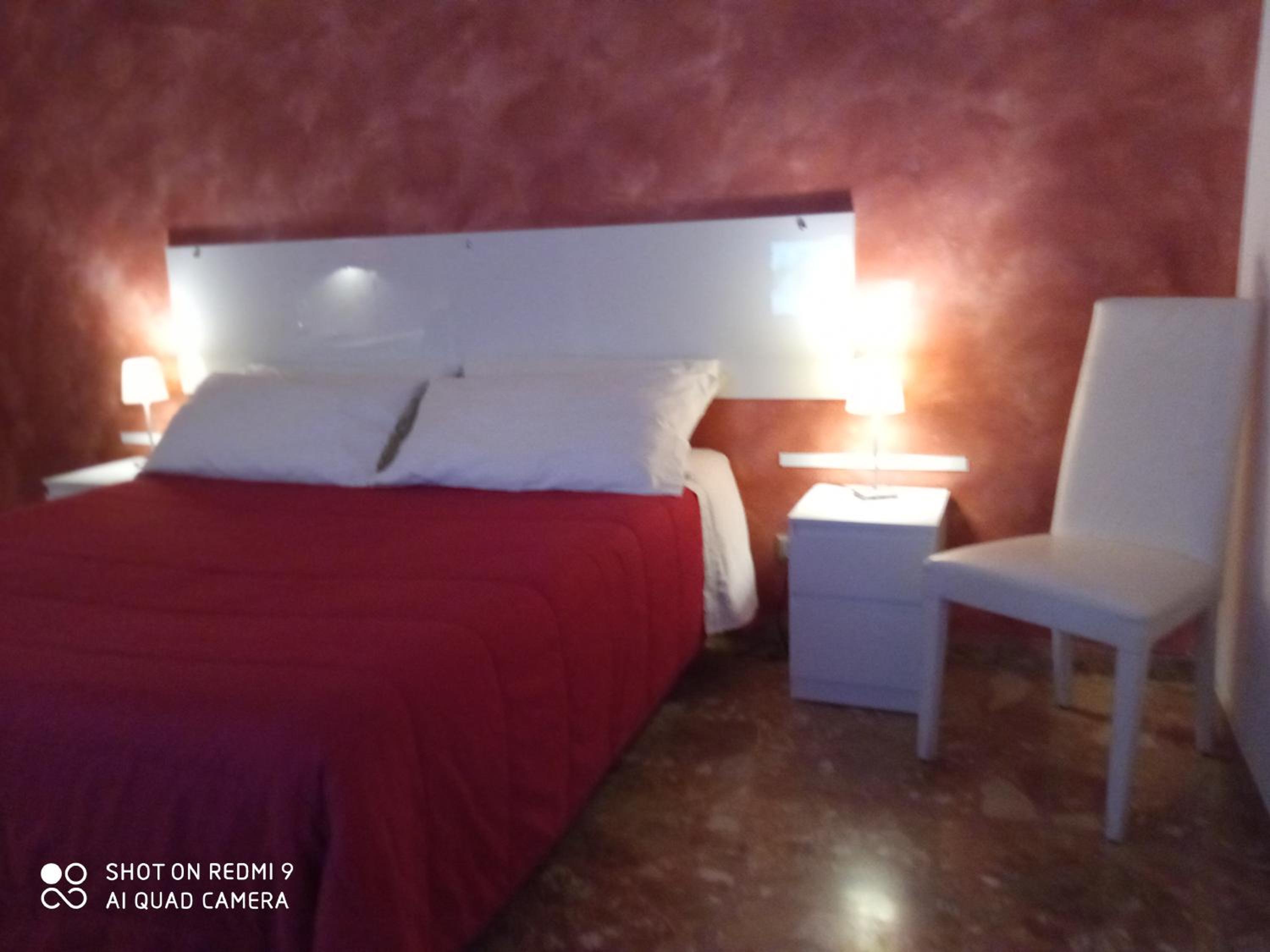 Bed & Breakfast Fontanarossa Airport -Private Parking-