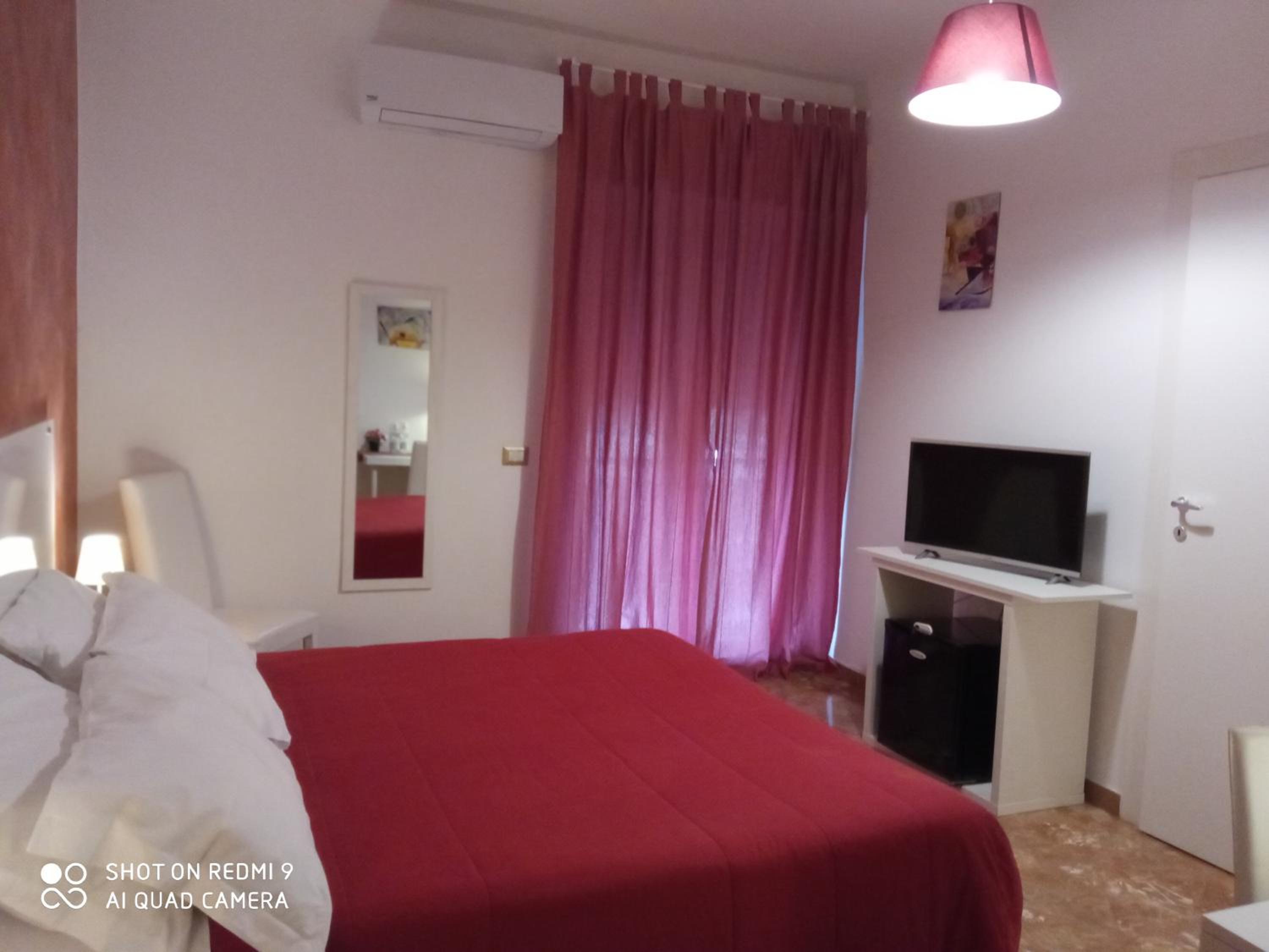 Bed & Breakfast Fontanarossa Airport -Private Parking-