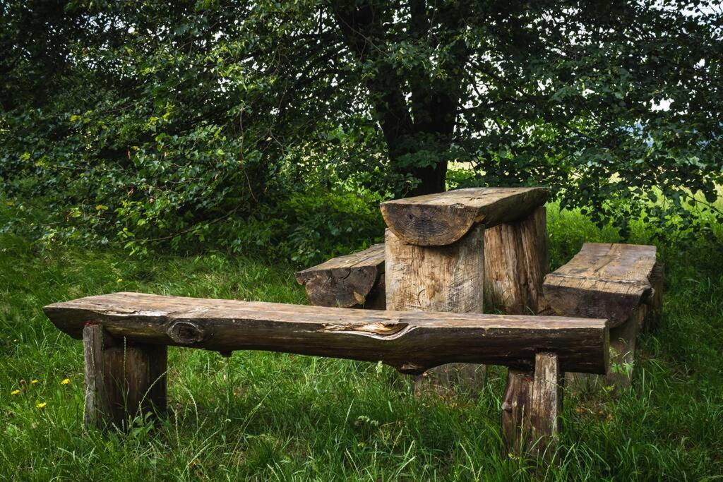 ENJOY Cozy Romance Hills Forest Gardens Views Sauna Whirlpool Bath