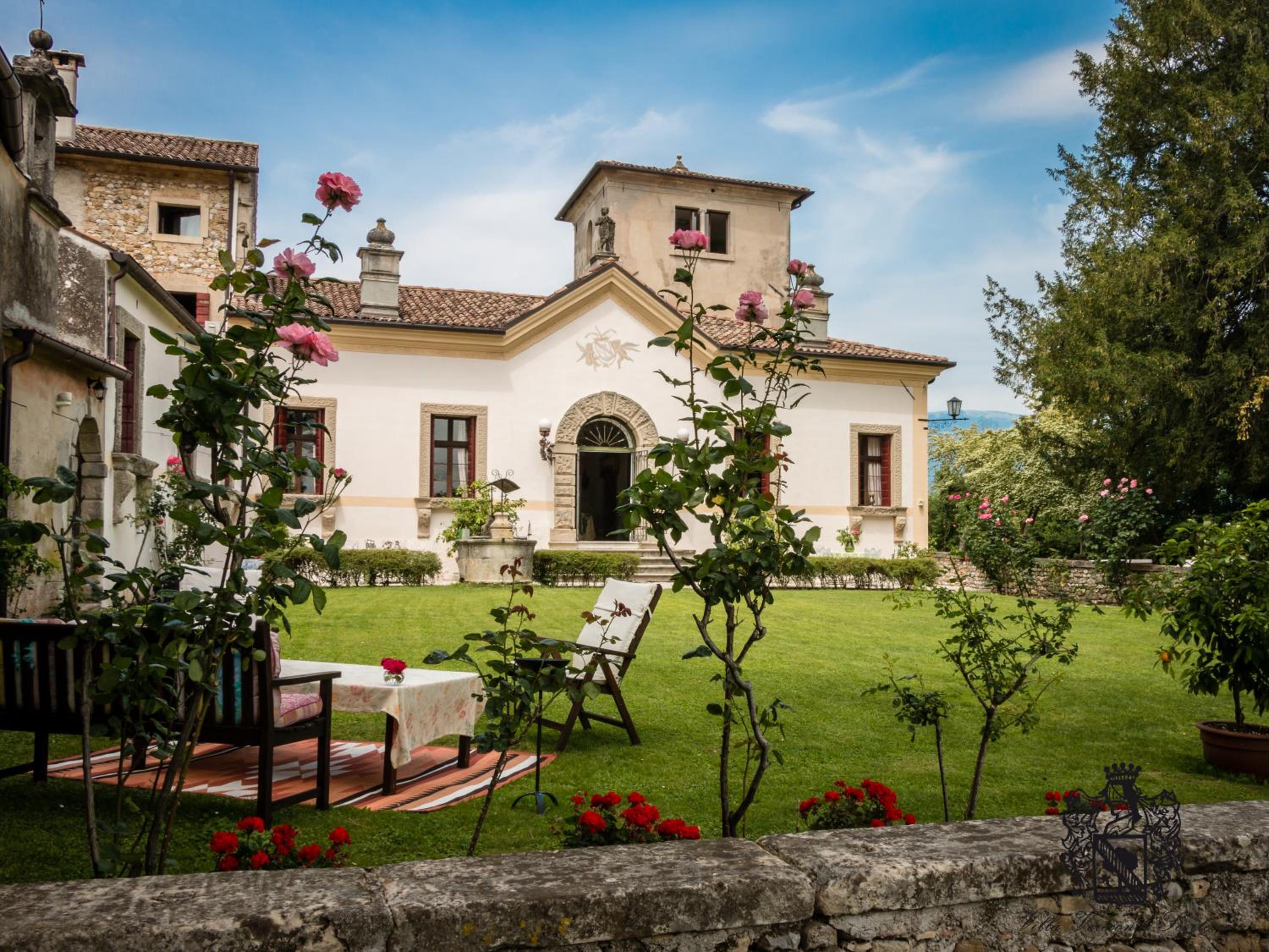 Villa Verecondi Scortecci
