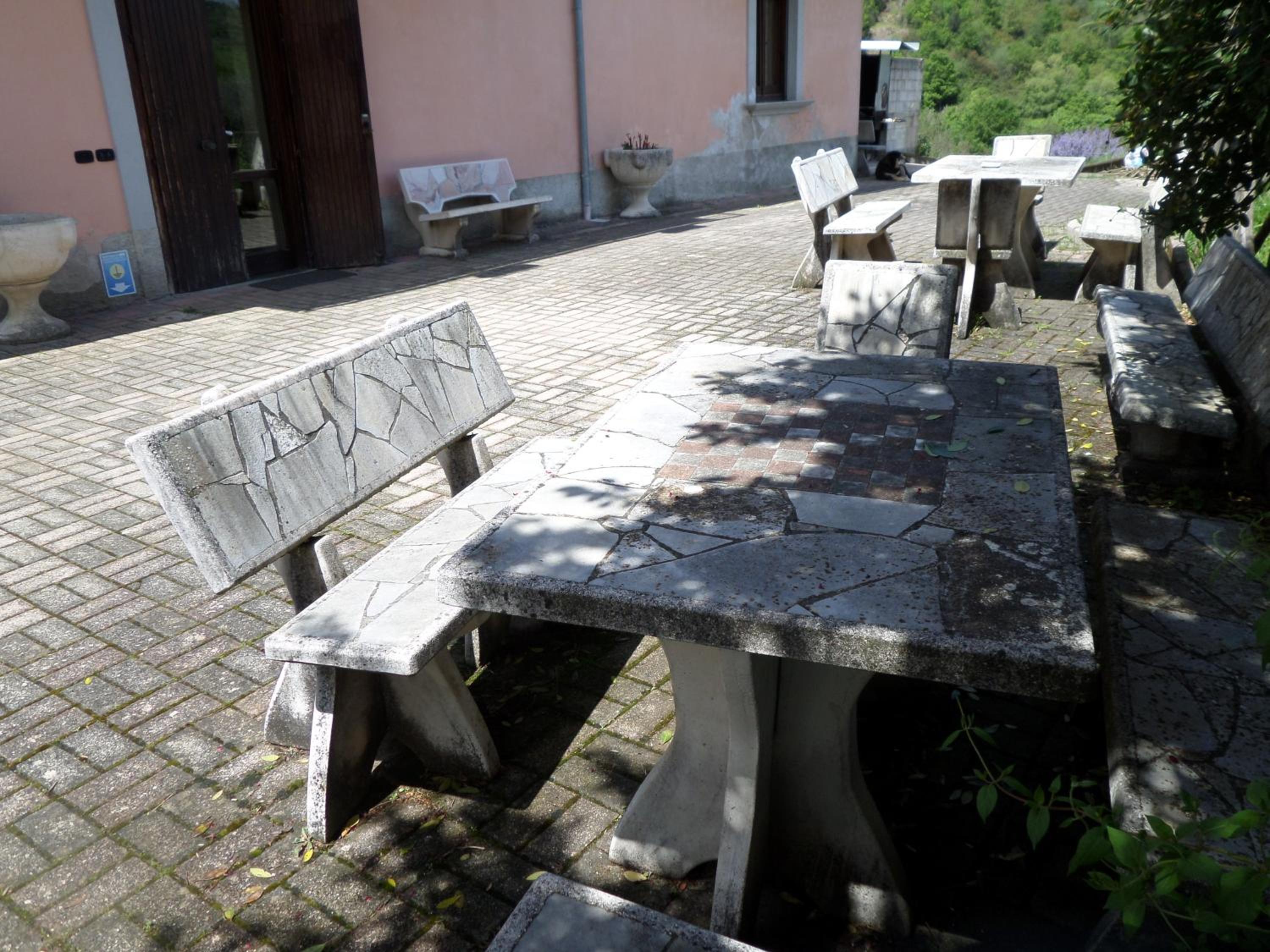 Photo 6