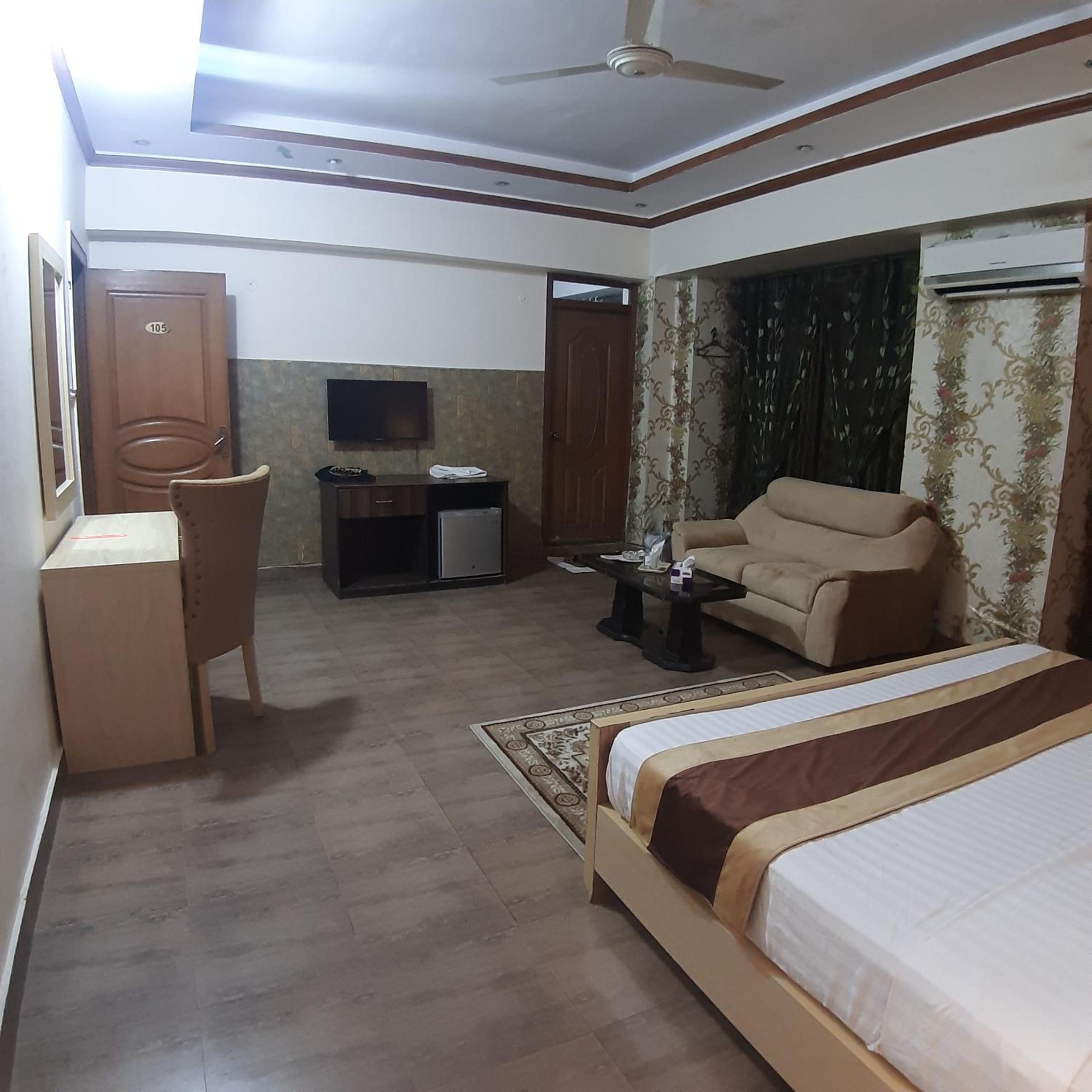 hotel room