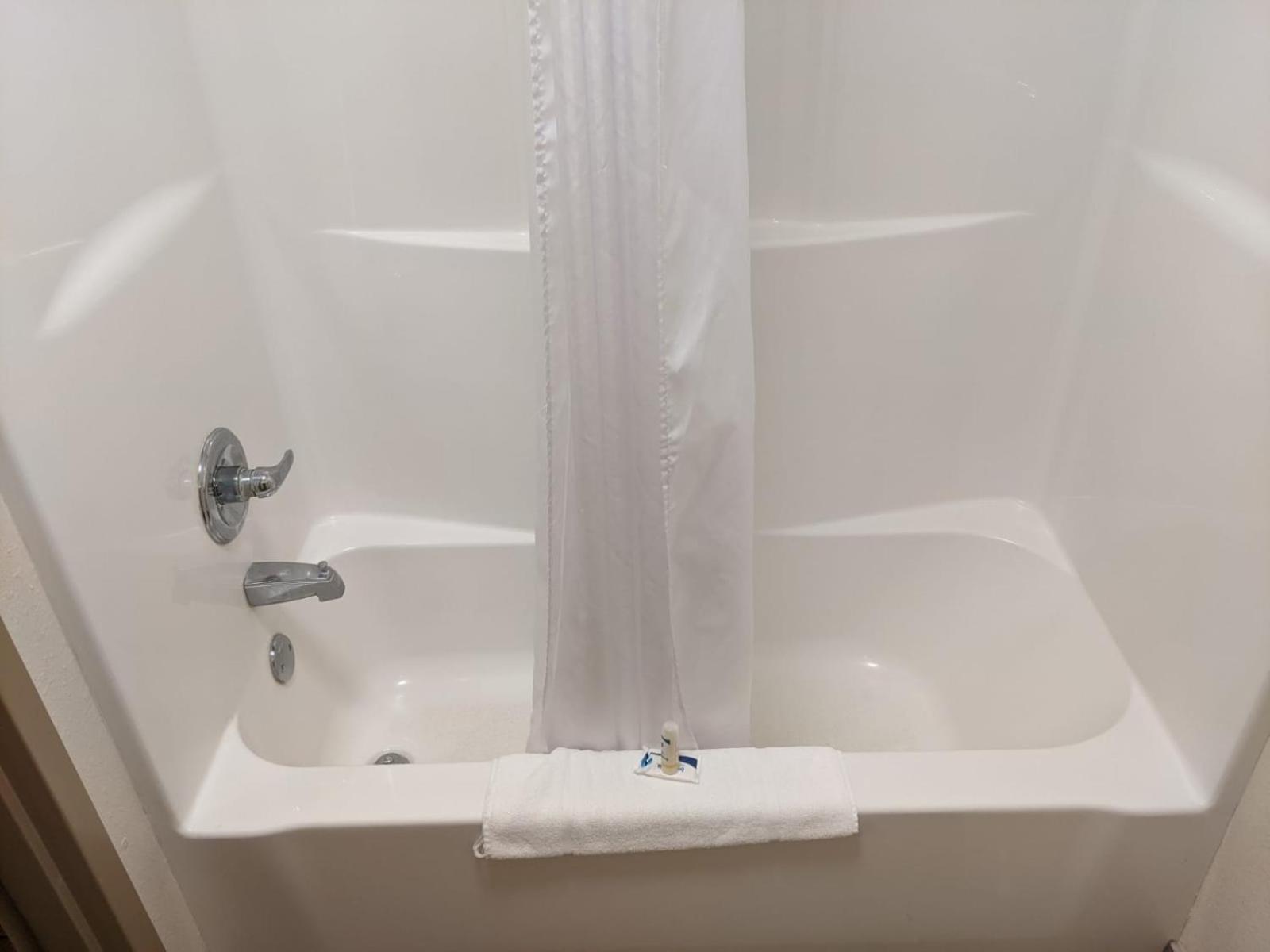 Heritage Inn and Suites