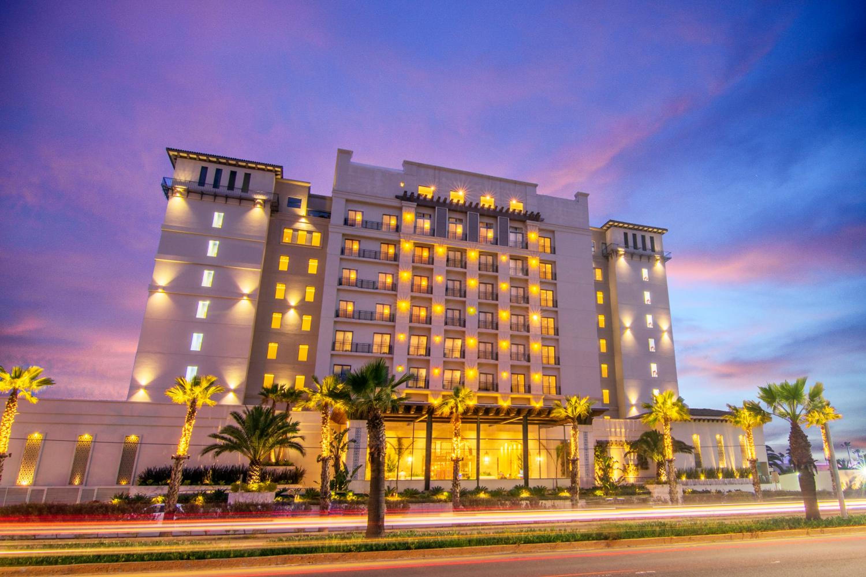 Ensenada Vacations - Torre Lucerna Hotel Ensenada - Property Image 1