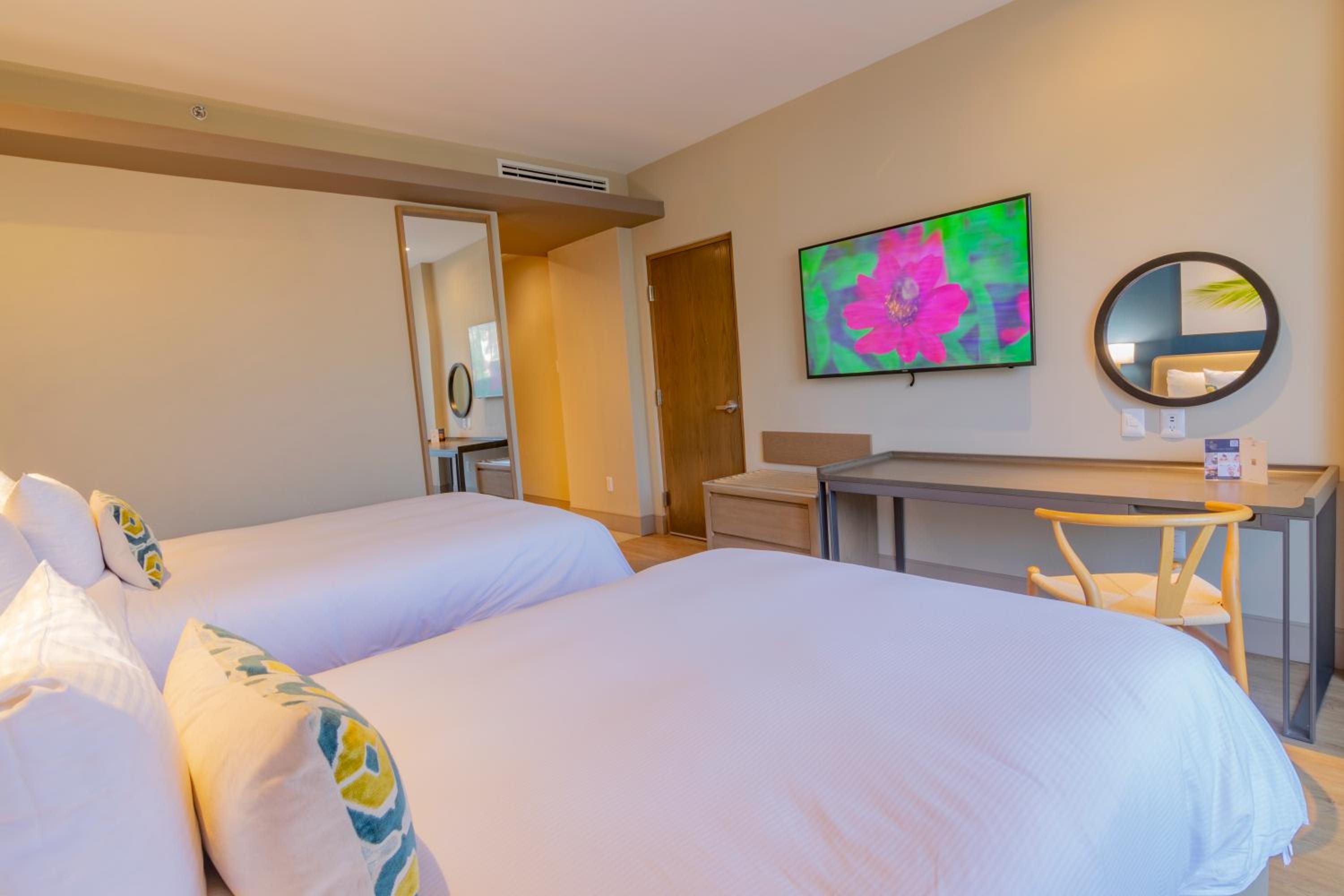 Ensenada Vacations - Torre Lucerna Hotel Ensenada - Property Image 9