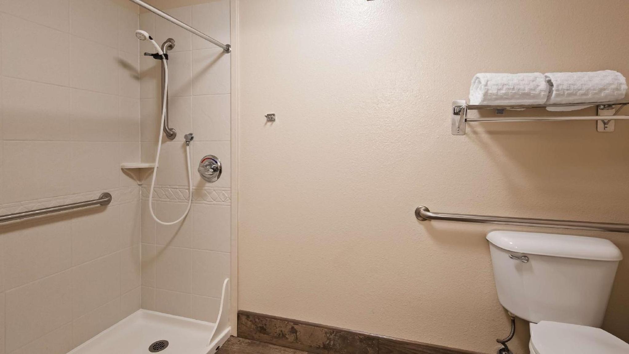 Walla Walla Vacations - Best Western PLUS Walla Walla Suites Inn - Property Image 11