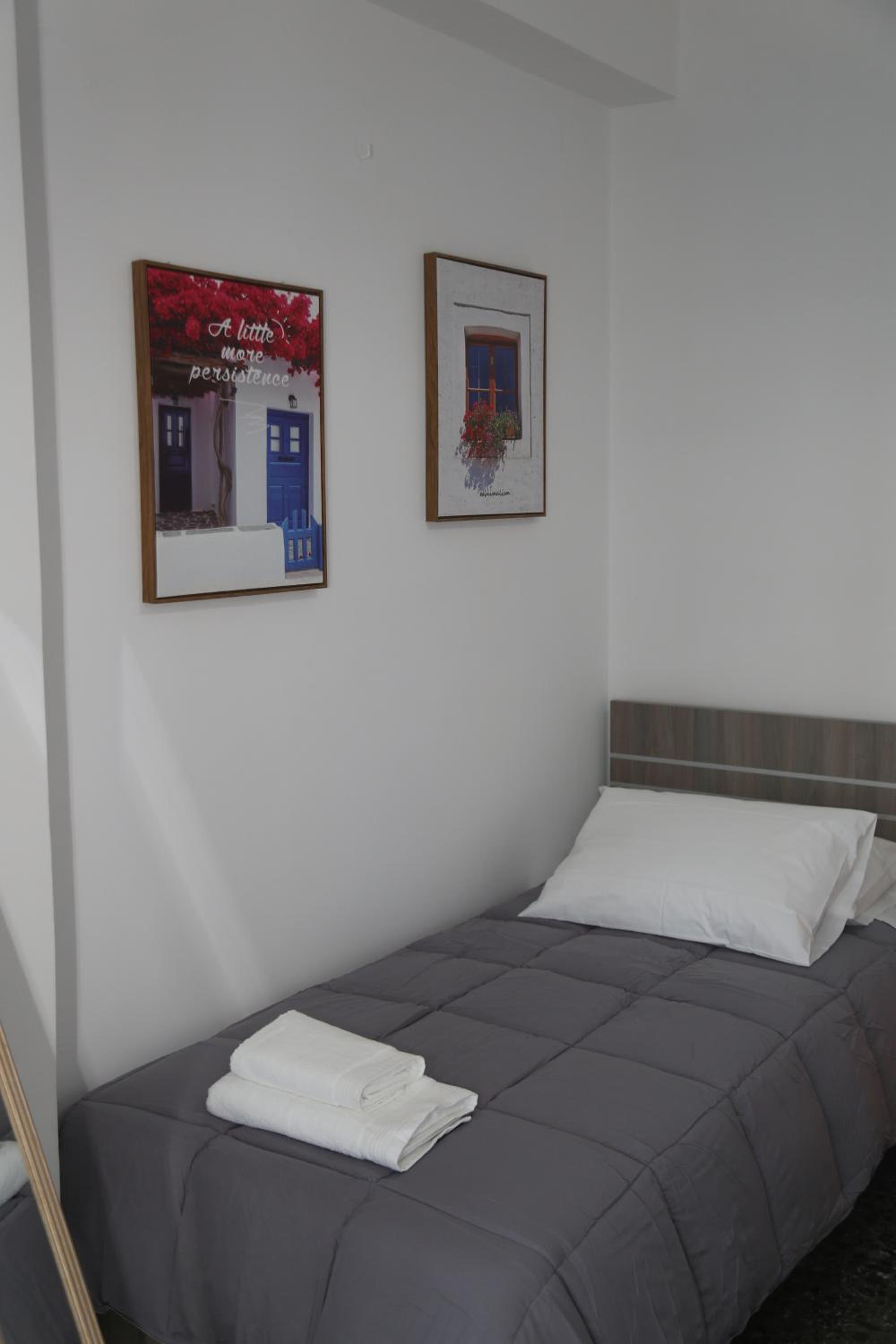 Welcome Home Syros Port Apartment photo 2