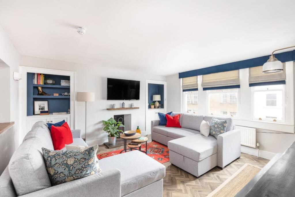 The Loft at 13 Rivers Street view 2