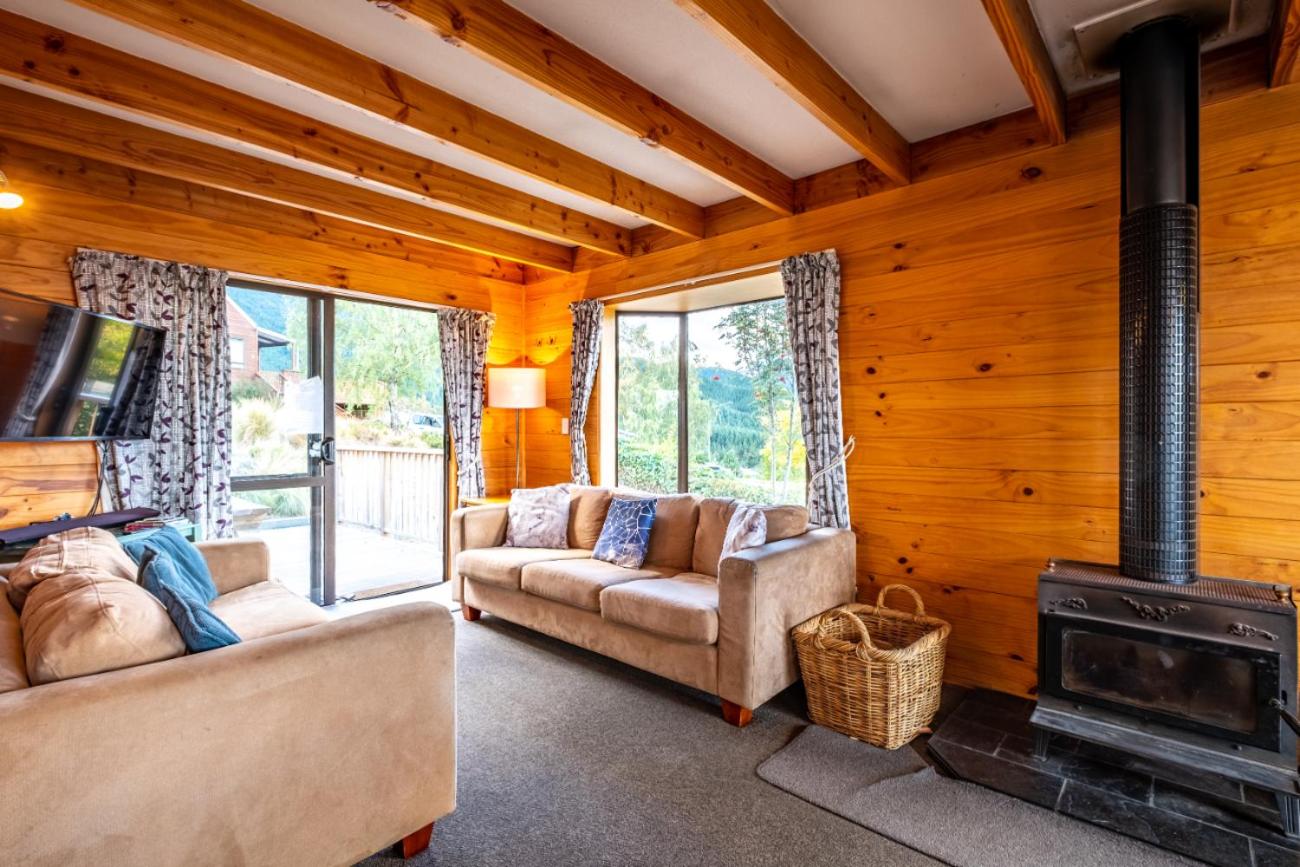 23 Acheron Heights view 2