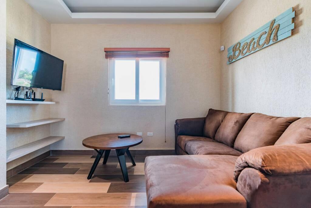 Aruba Solarium Apartment