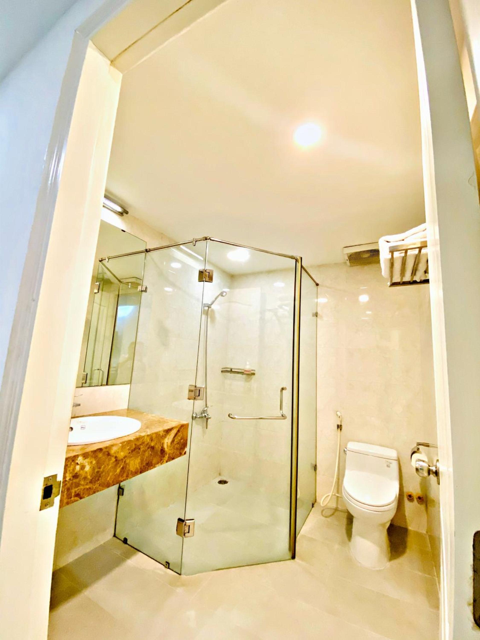 Pearl Service Apartment