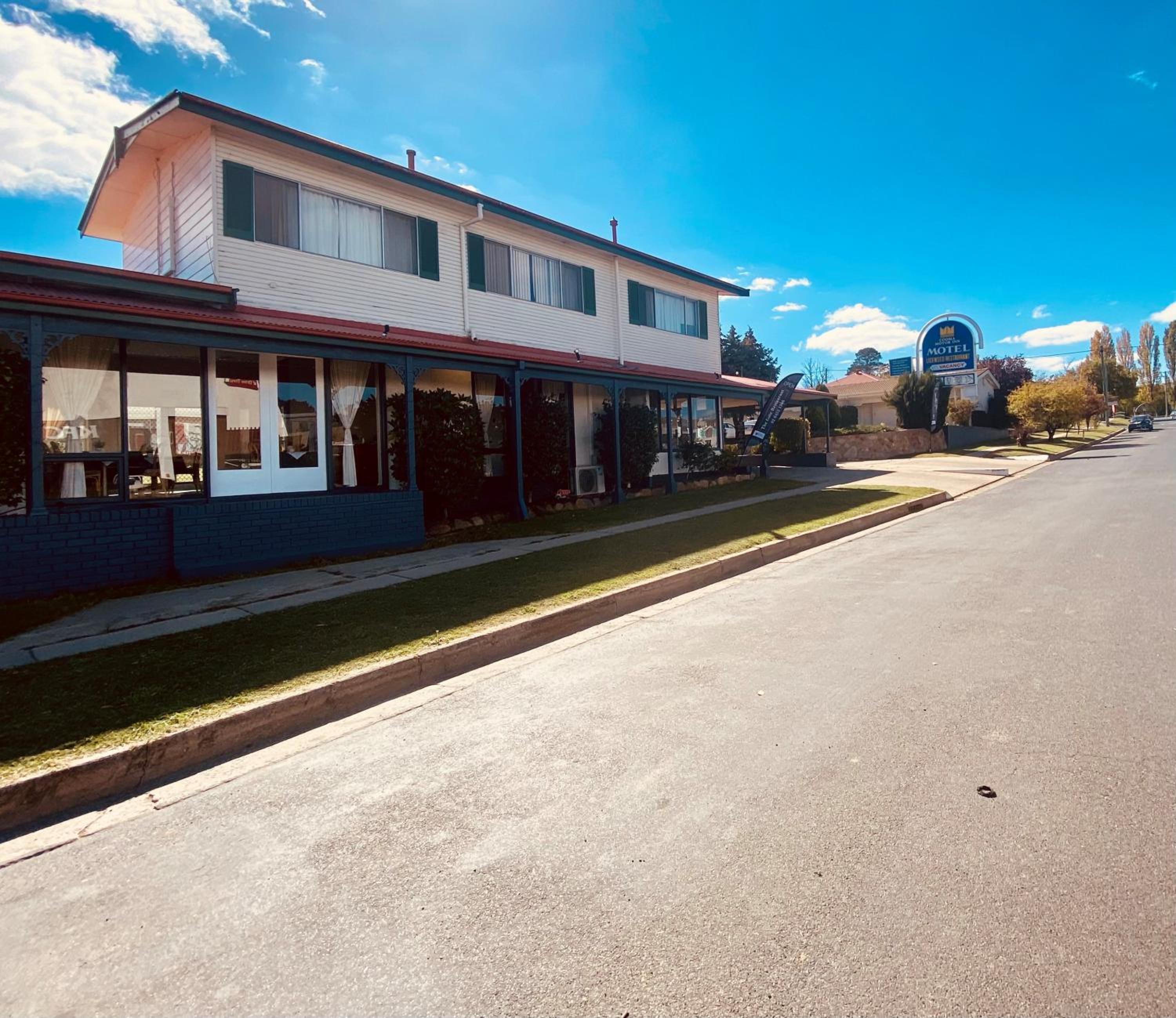 Redhill Cooma Motor Inn