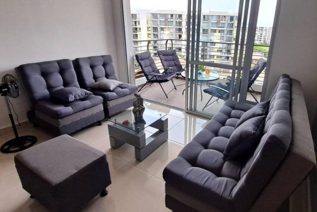 Hermoso apt con BBQ en balcon y Vista a la piscina view 4