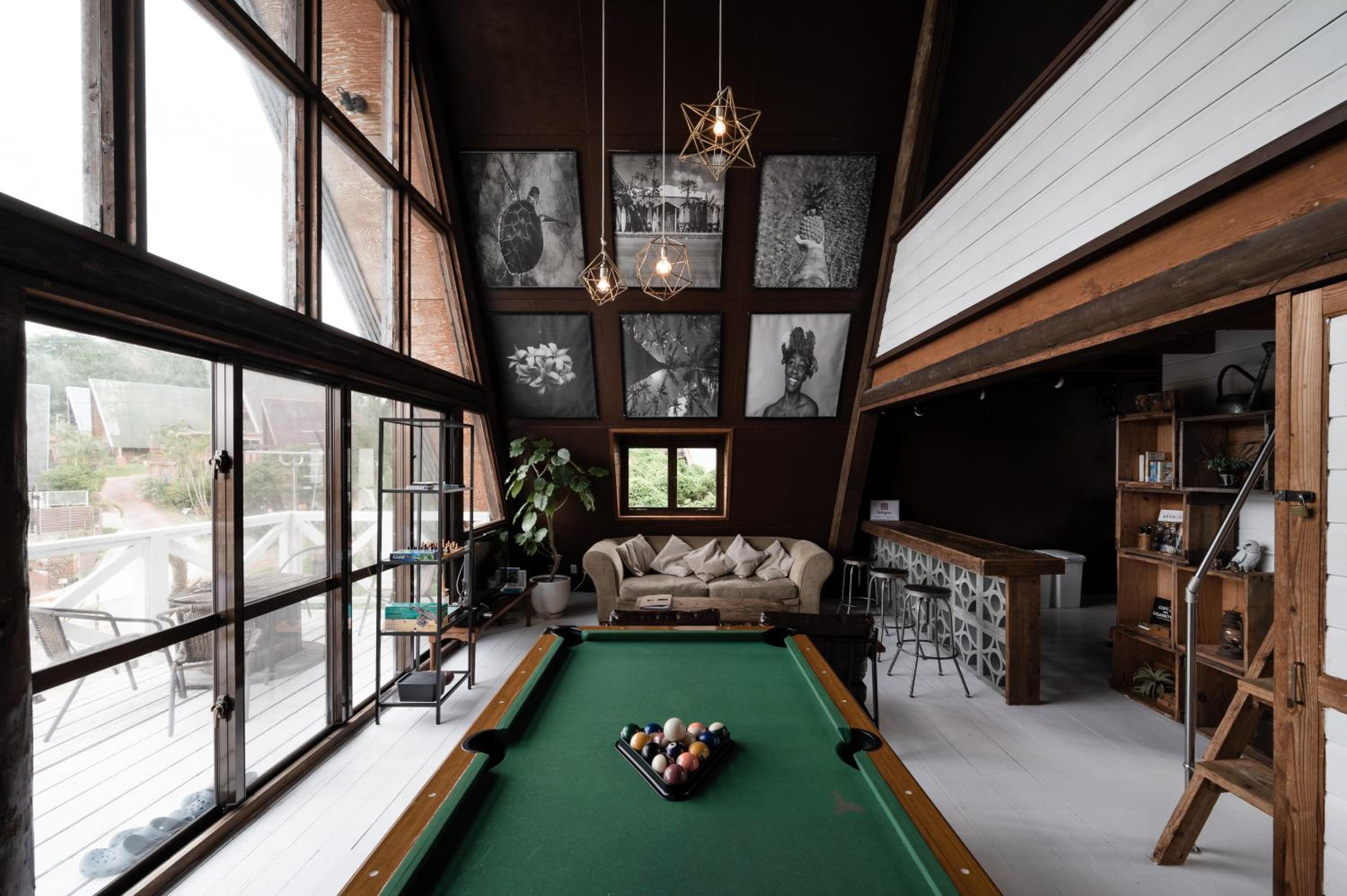 lounge