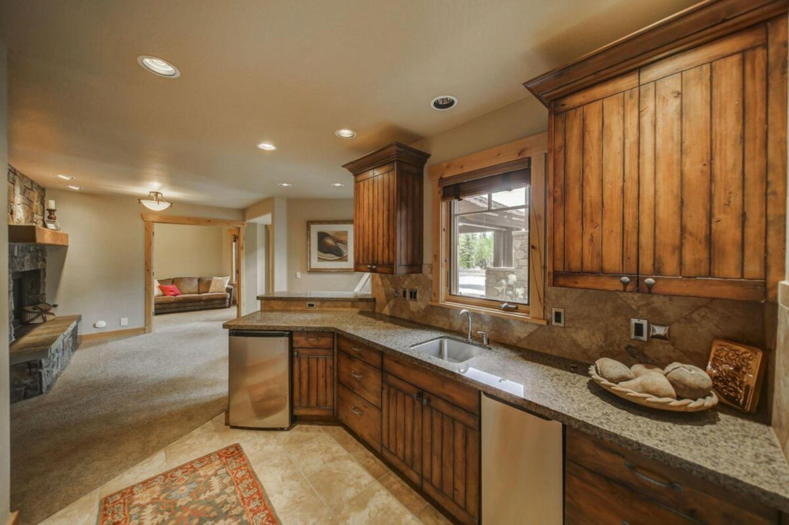 Bear Discovery Custom Tamarack Estate Home by Casago McCall - Donerightmanagement view 2