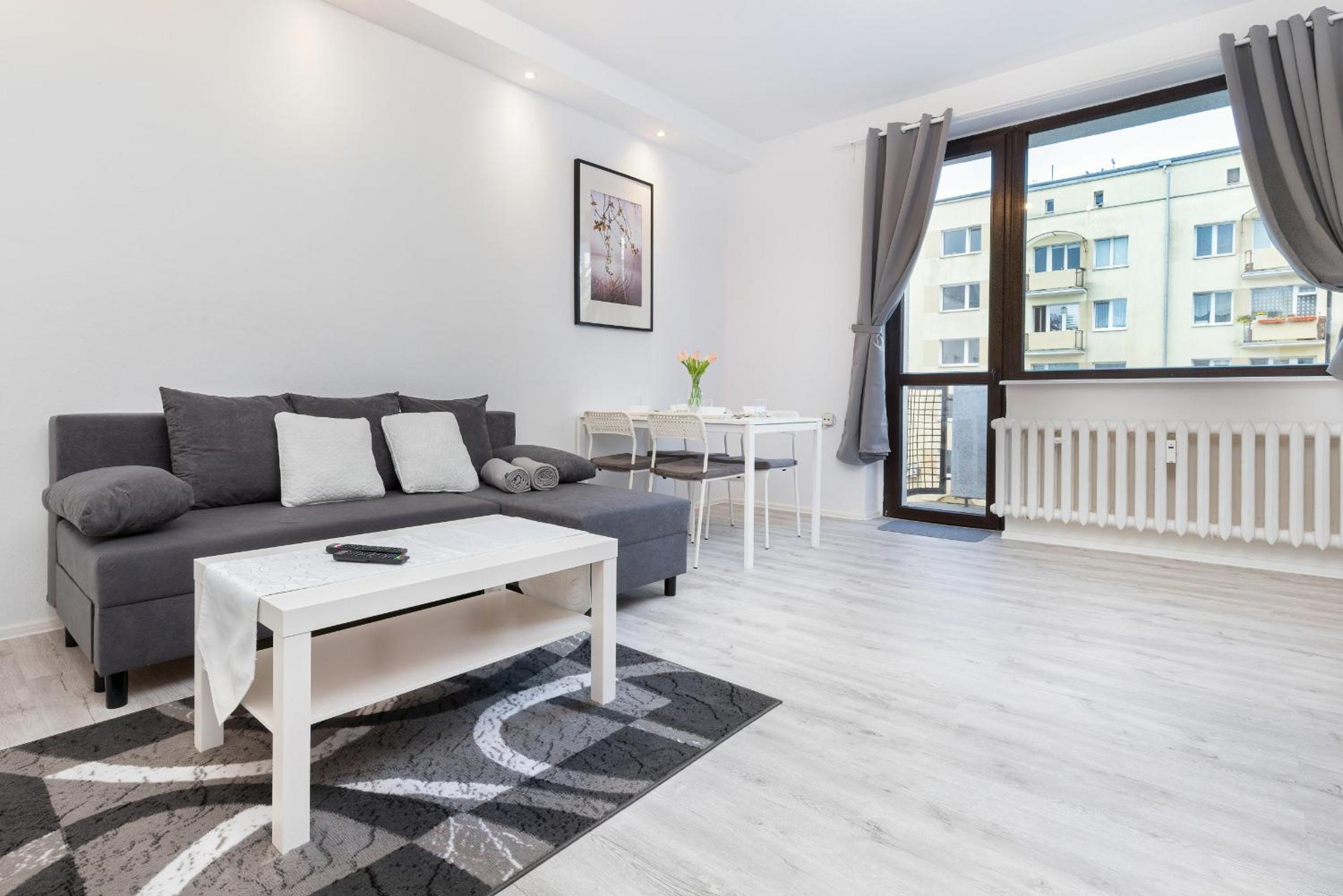 Apartments Riviera Świętojańska by Renters view 3