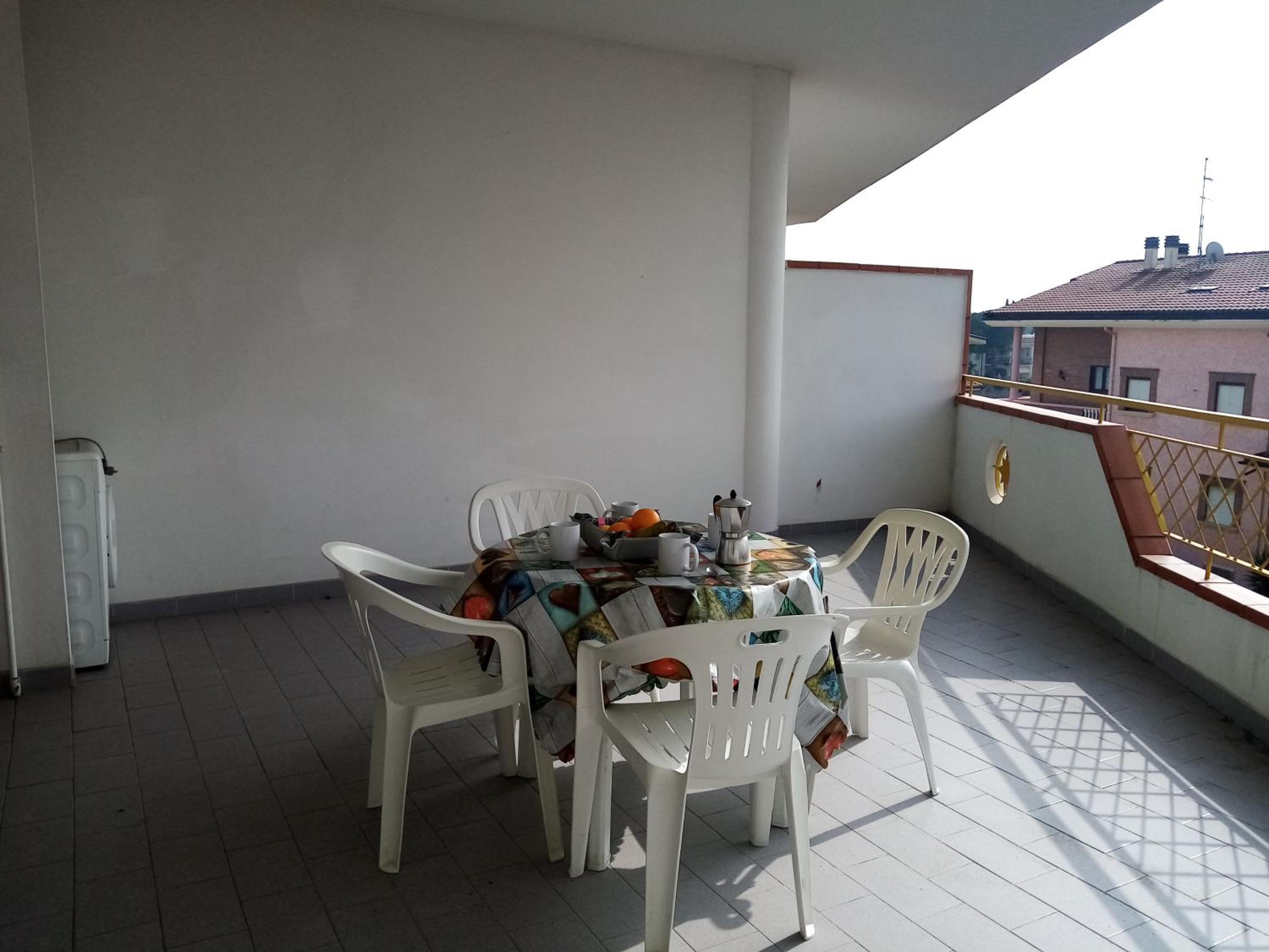 balcony