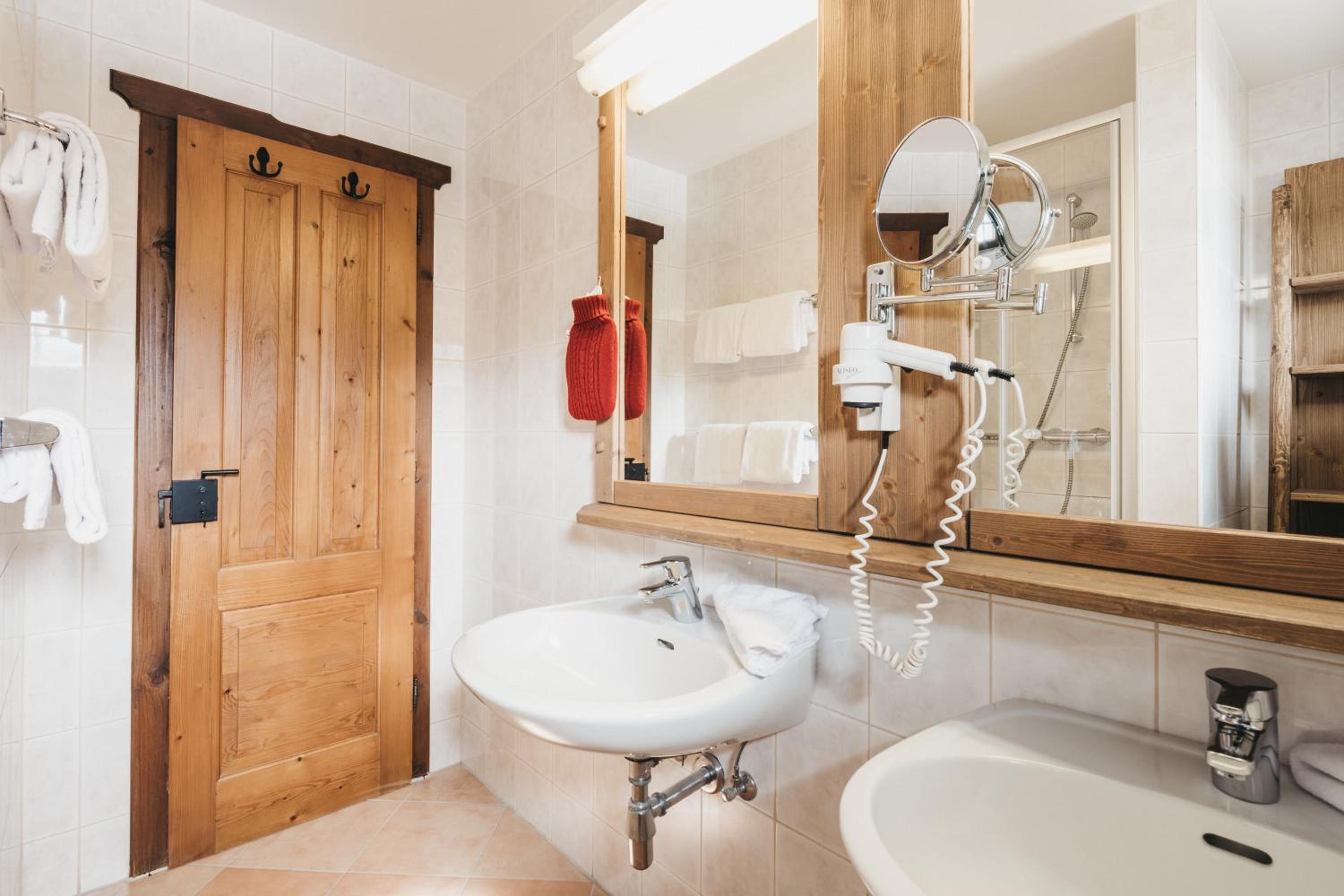 Naturel Hoteldorf Schönleitn