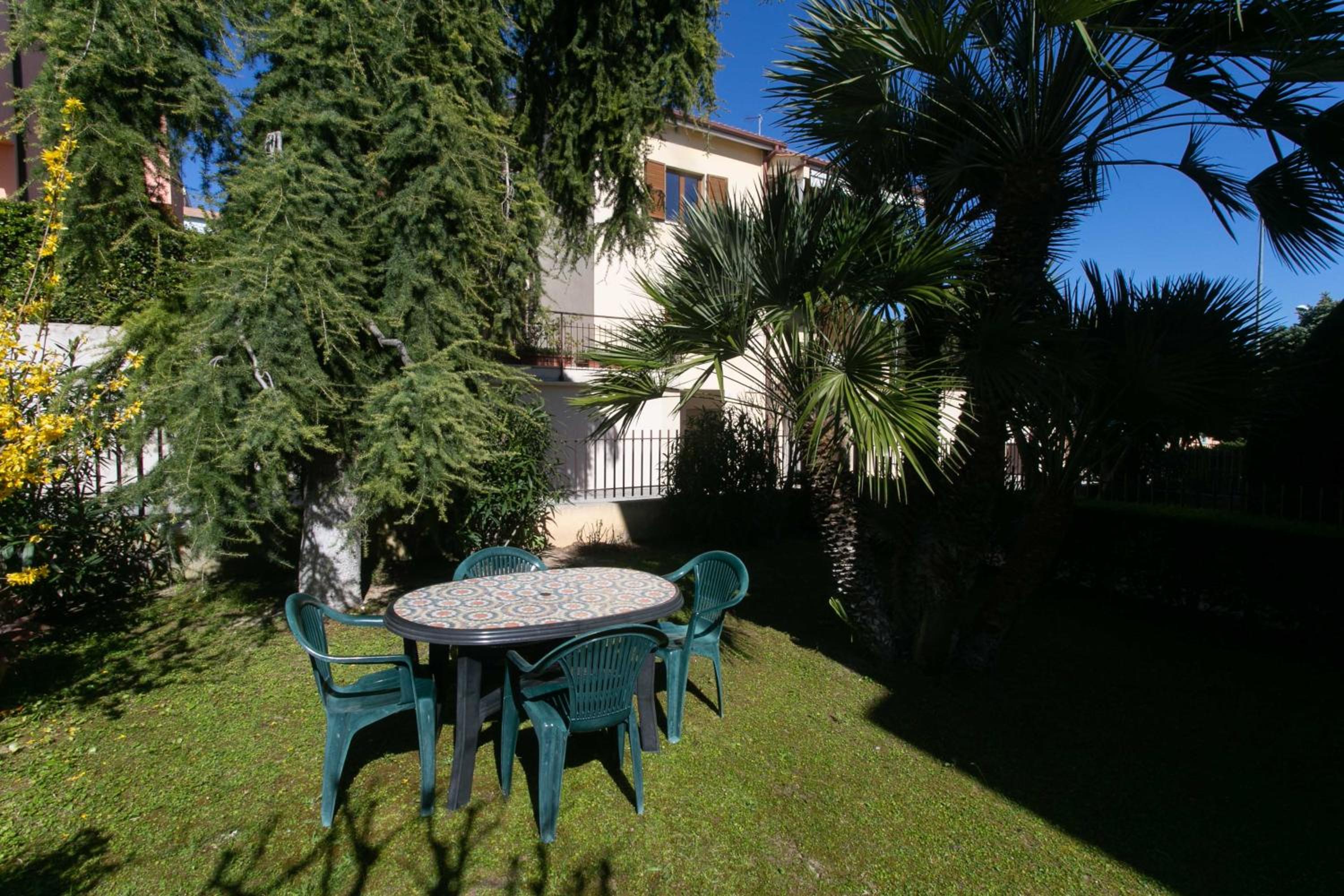 N043 - Numana, bilocale con giardino view 2