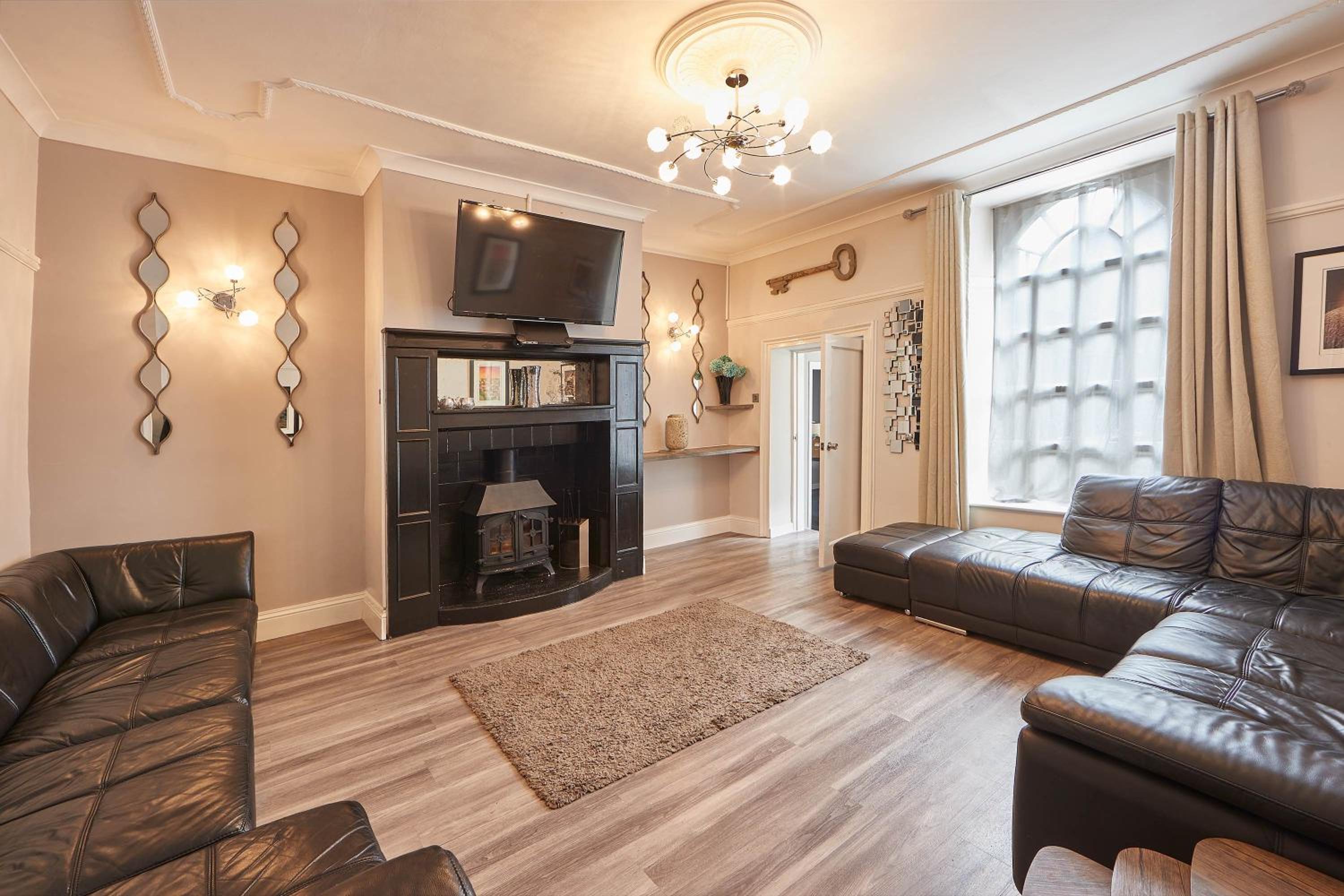 Host & Stay - Rosedale House view 3
