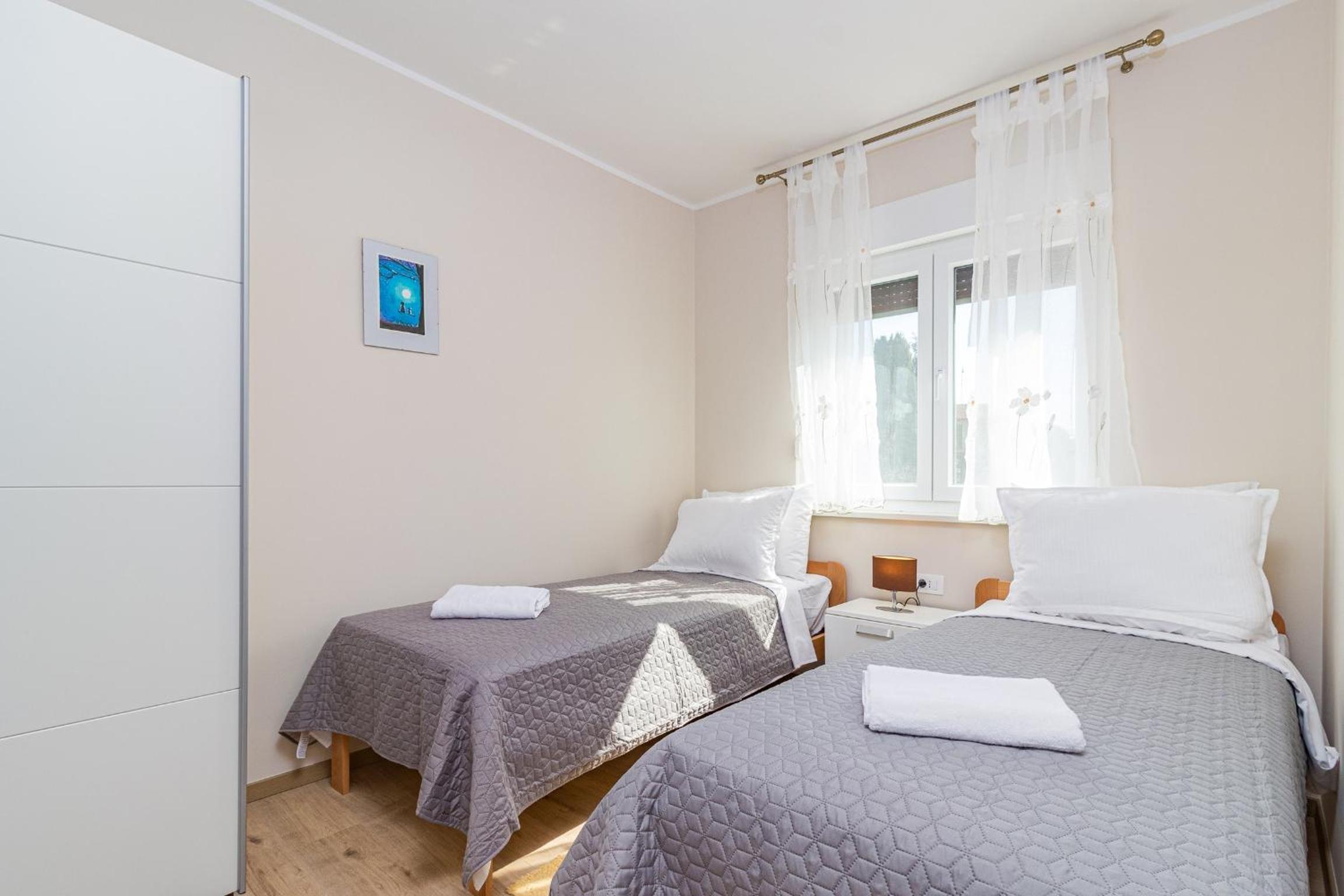 Apartment Anna Medulin - Rosemary