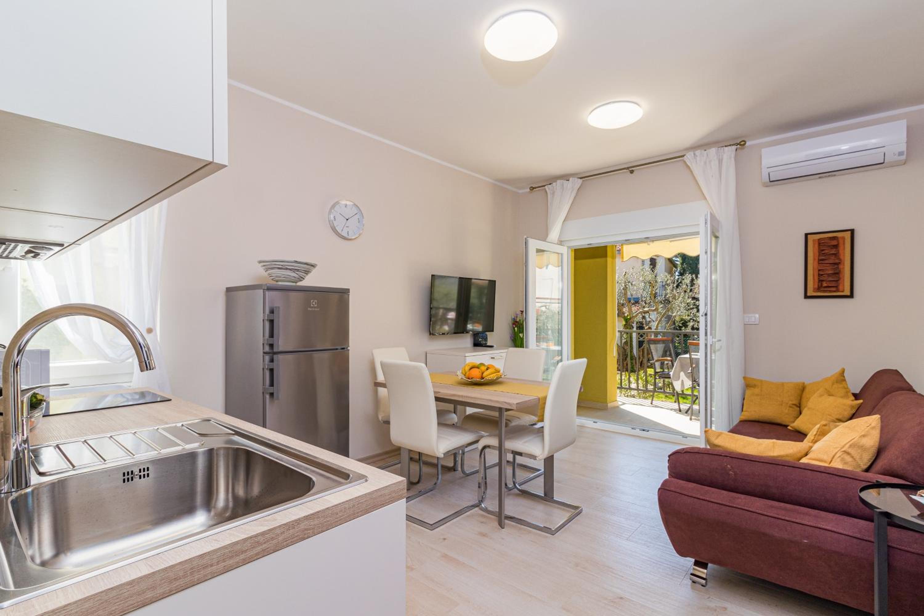 Apartment Anna Medulin - Rosemary