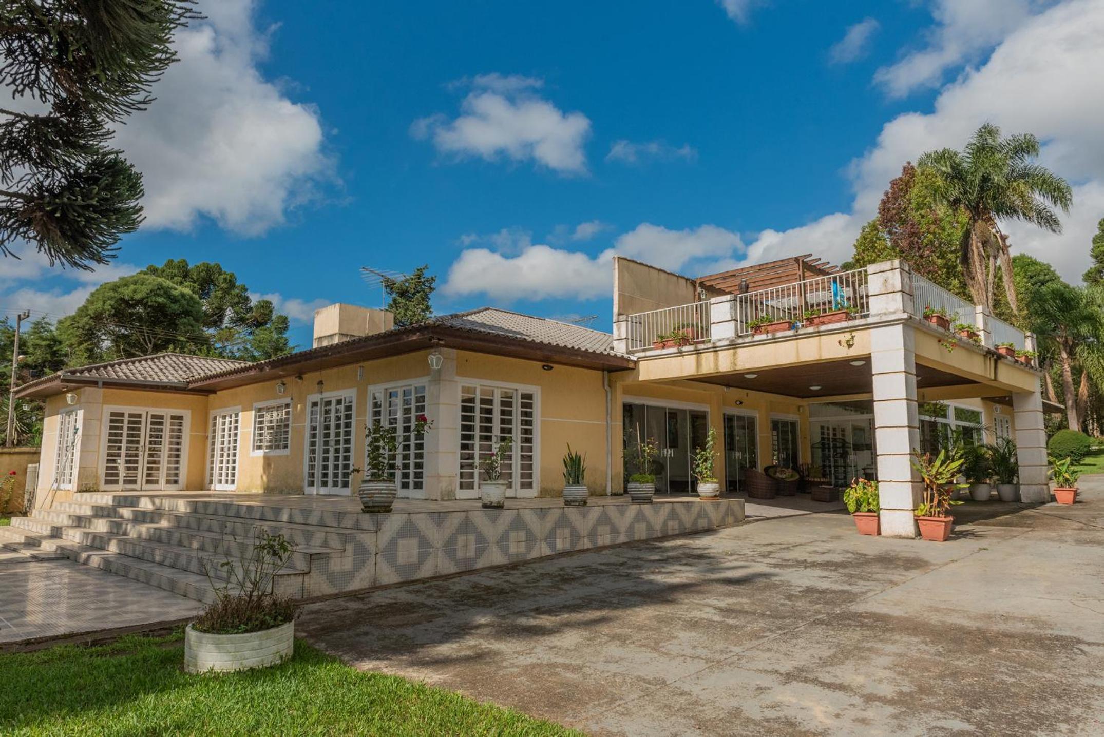 Casa com WiFi e lazer em Campina Grande do Sul