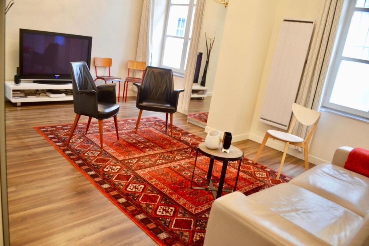 1 Bedroom Apartment in the Heart of the Marais area