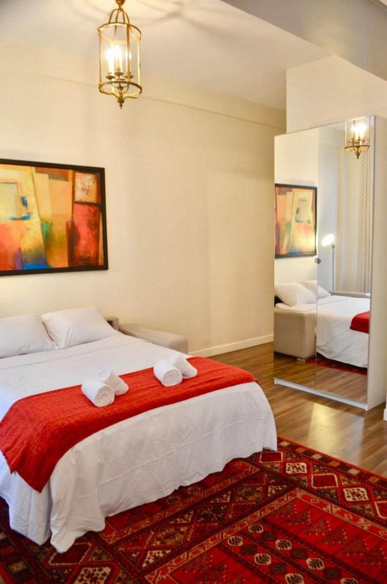 1 Bedroom Apartment in the Heart of the Marais area