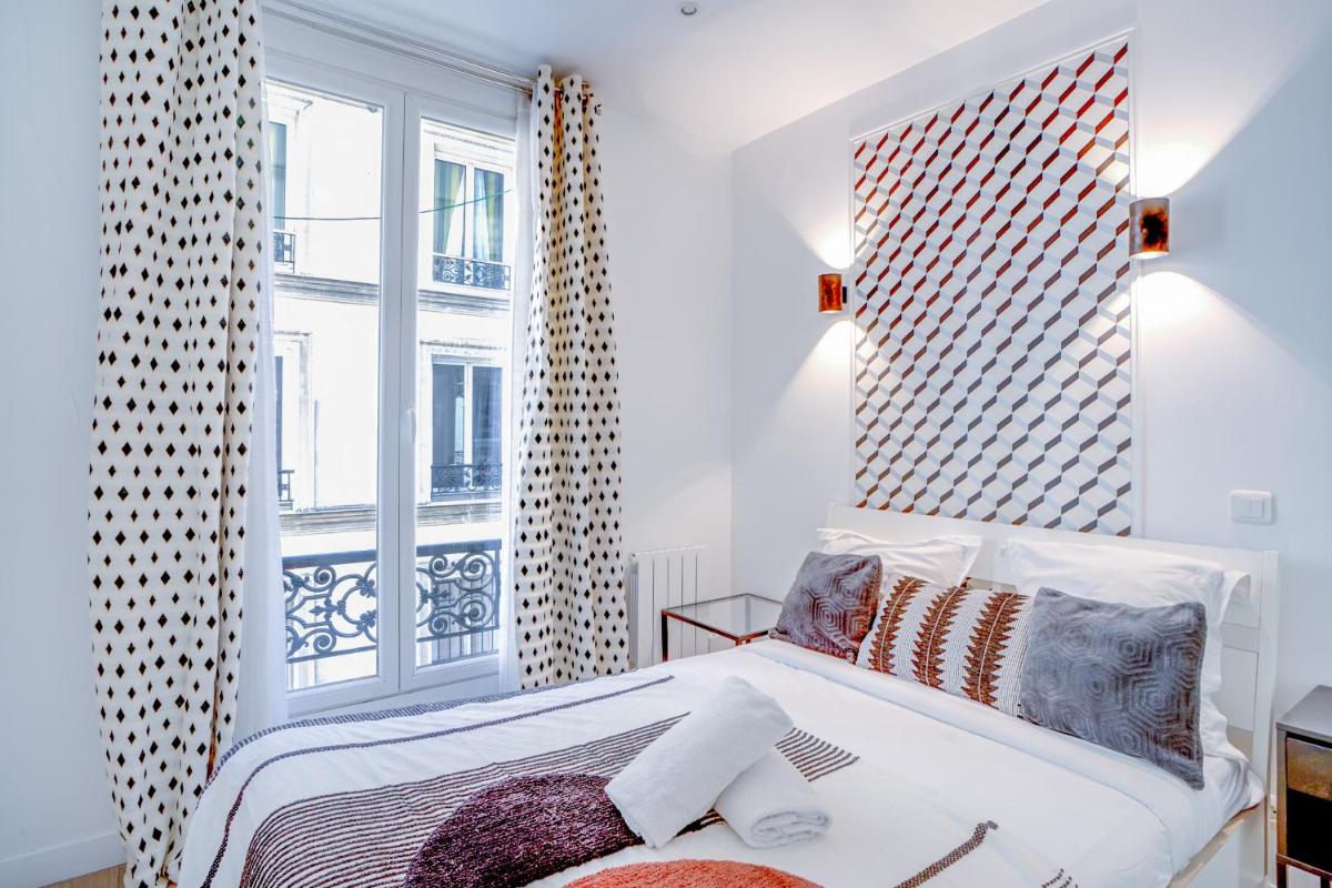 23 - Pretty Parisian Flat in Montorgueil