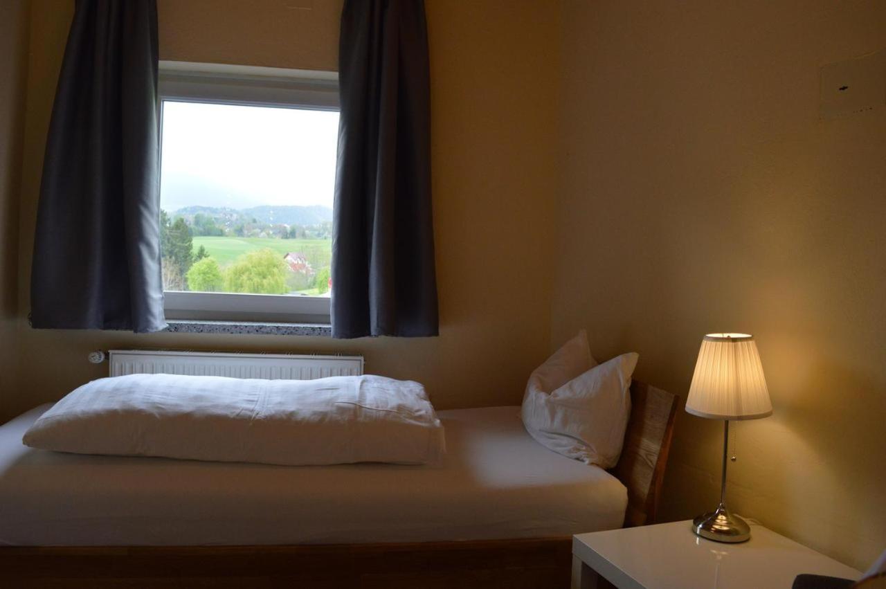 B & B Gmeineck