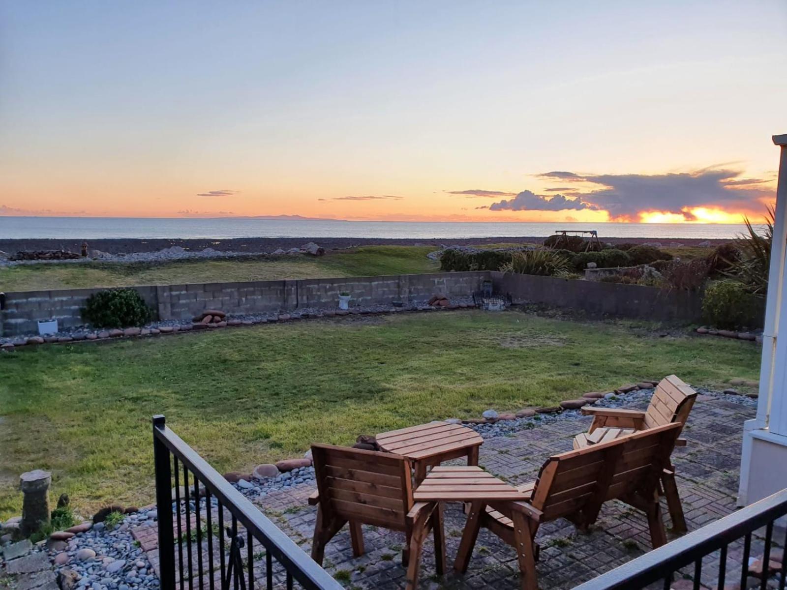 Mona Villa Holiday Home