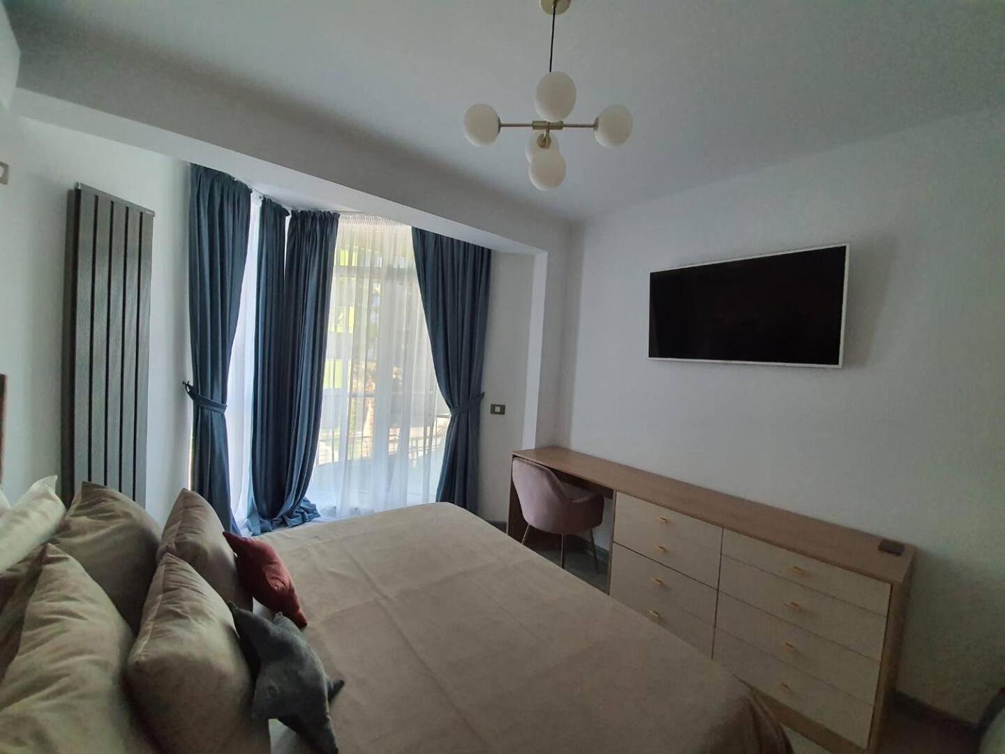Ema Luxury Apartment