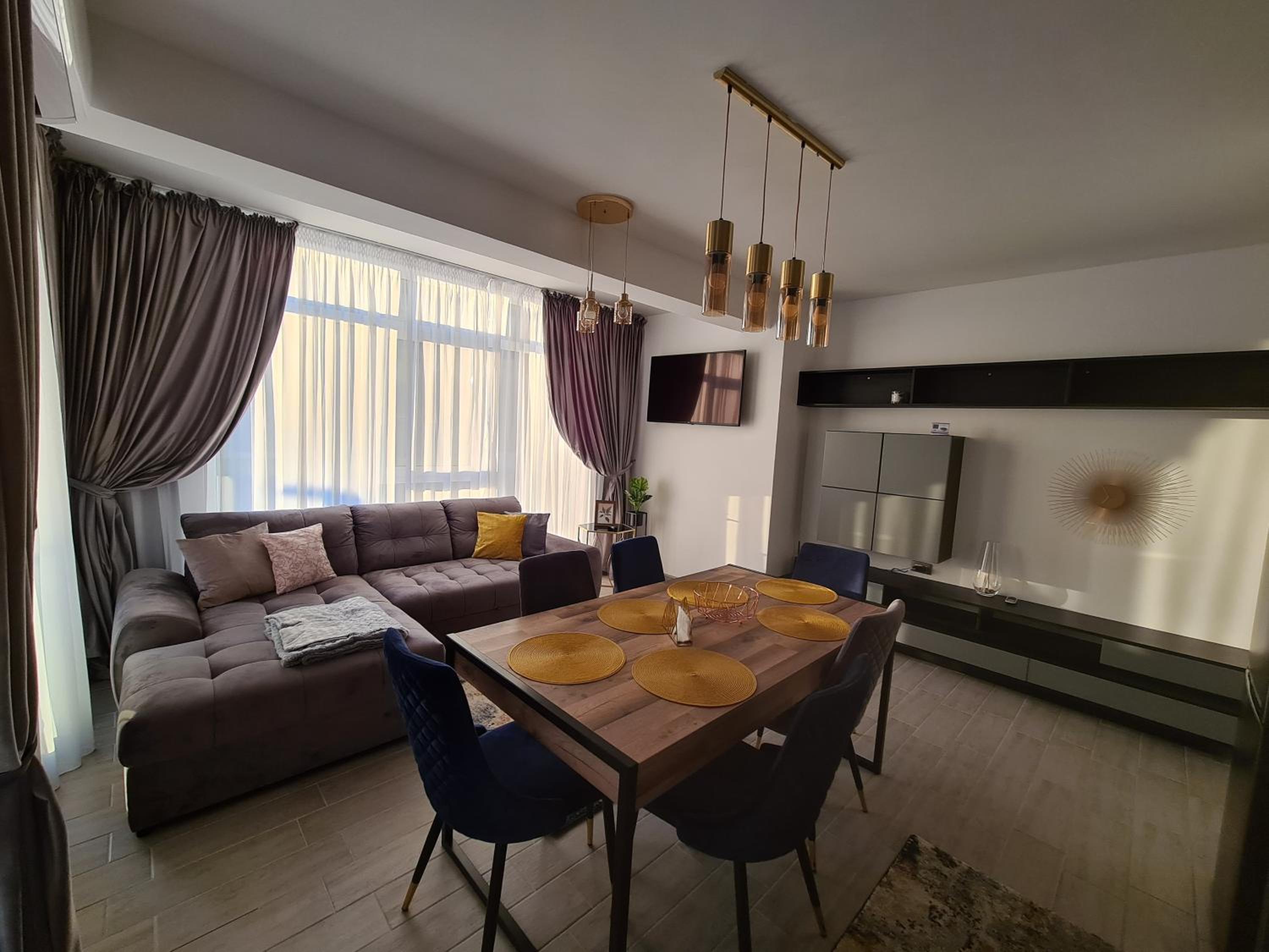 Ema Luxury Apartment