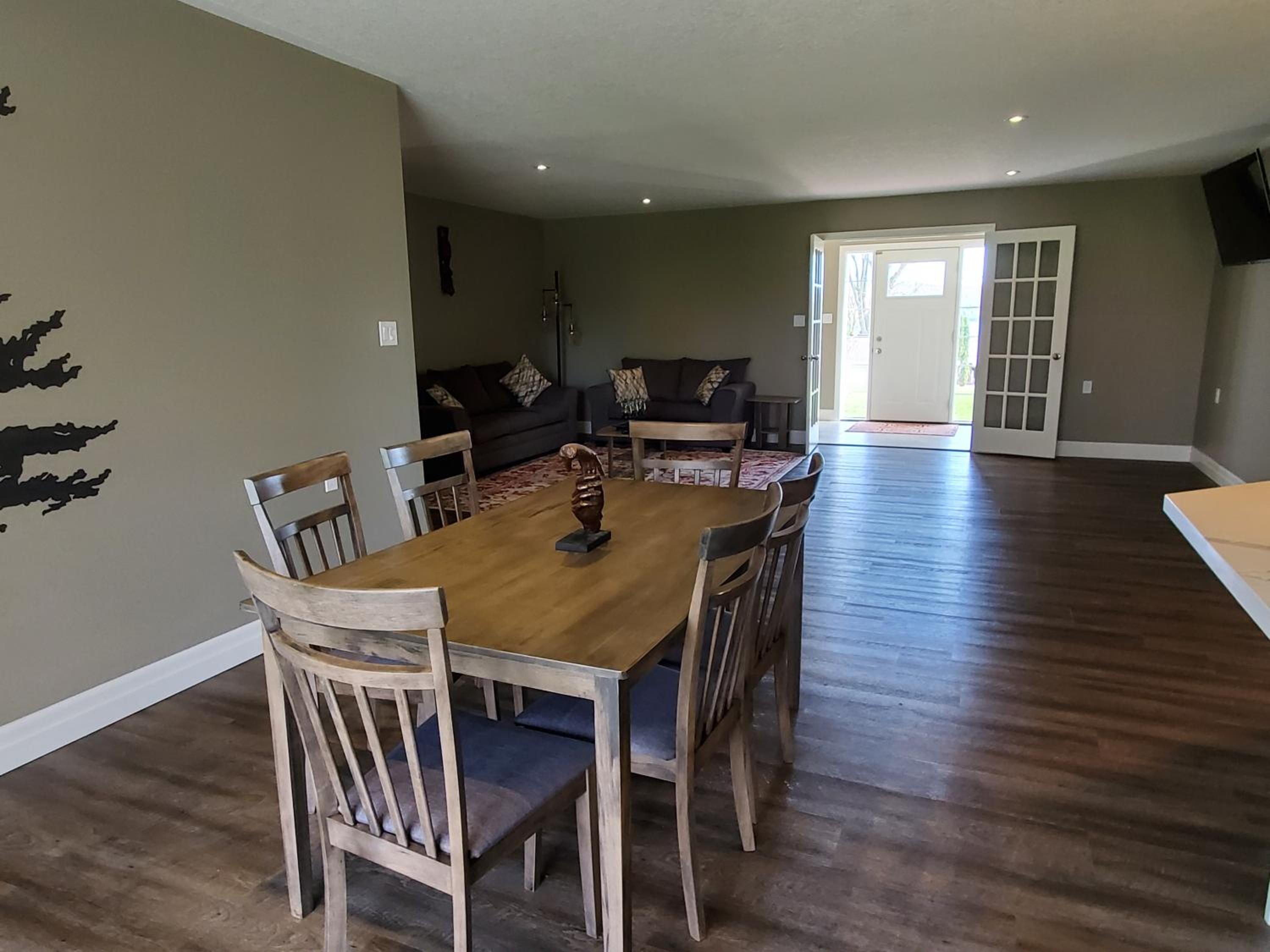 Bizlodge County Greenside Lakeview