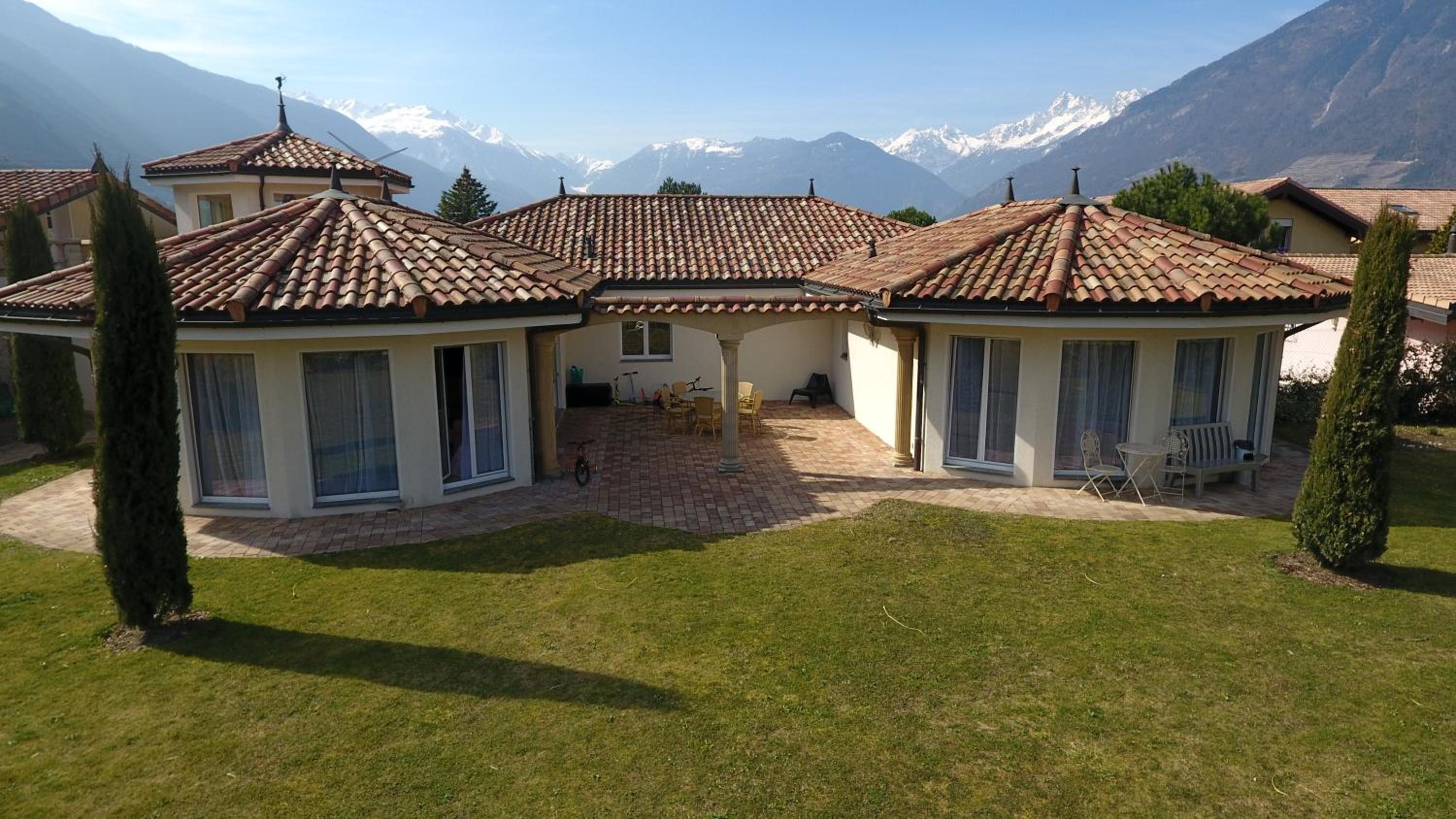 Suite hôtelière au cœur du Valais view 2