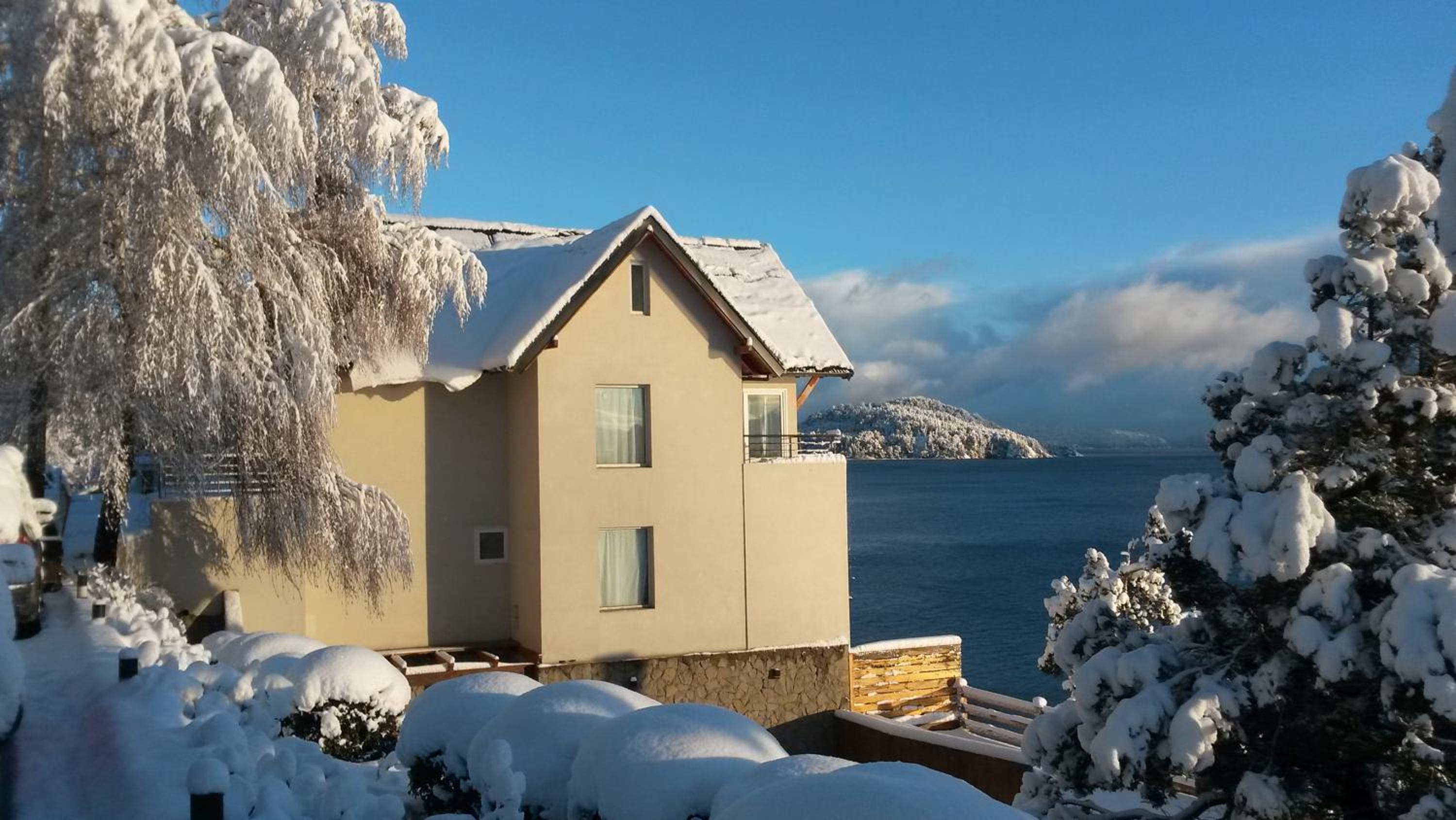 Lago apARTments