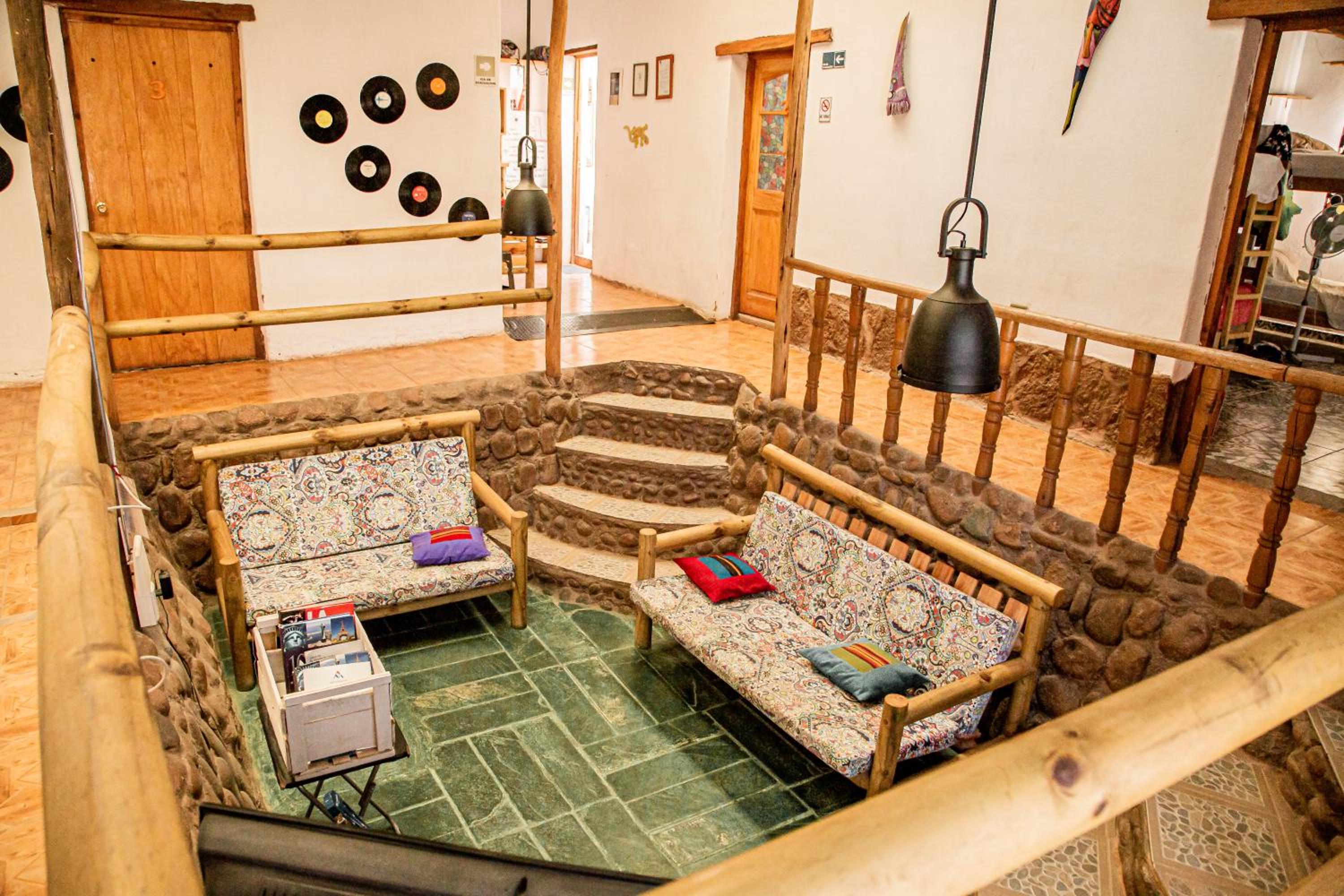 Rey Lagarto Hostel