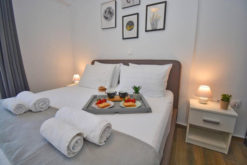 Potamos Superior Grey Apartment