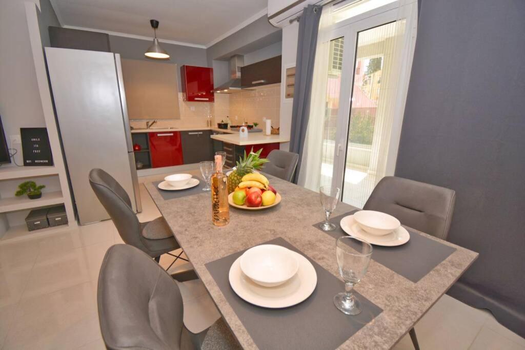 Potamos Superior Grey Apartment