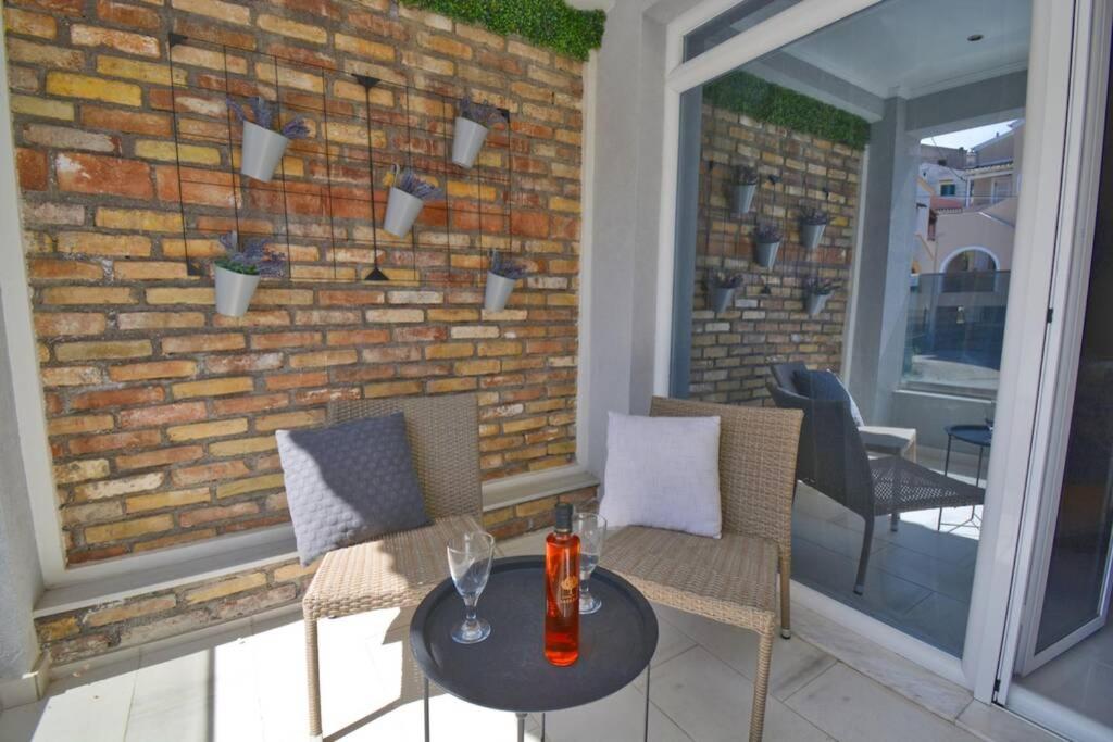 Potamos Superior Grey Apartment