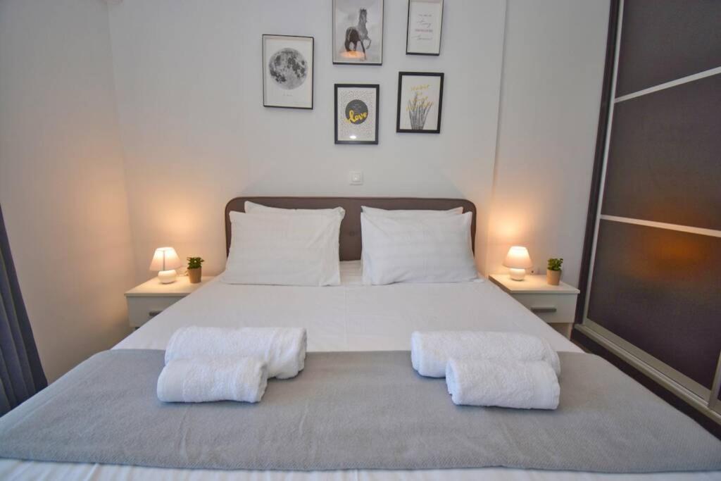 Potamos Superior Grey Apartment