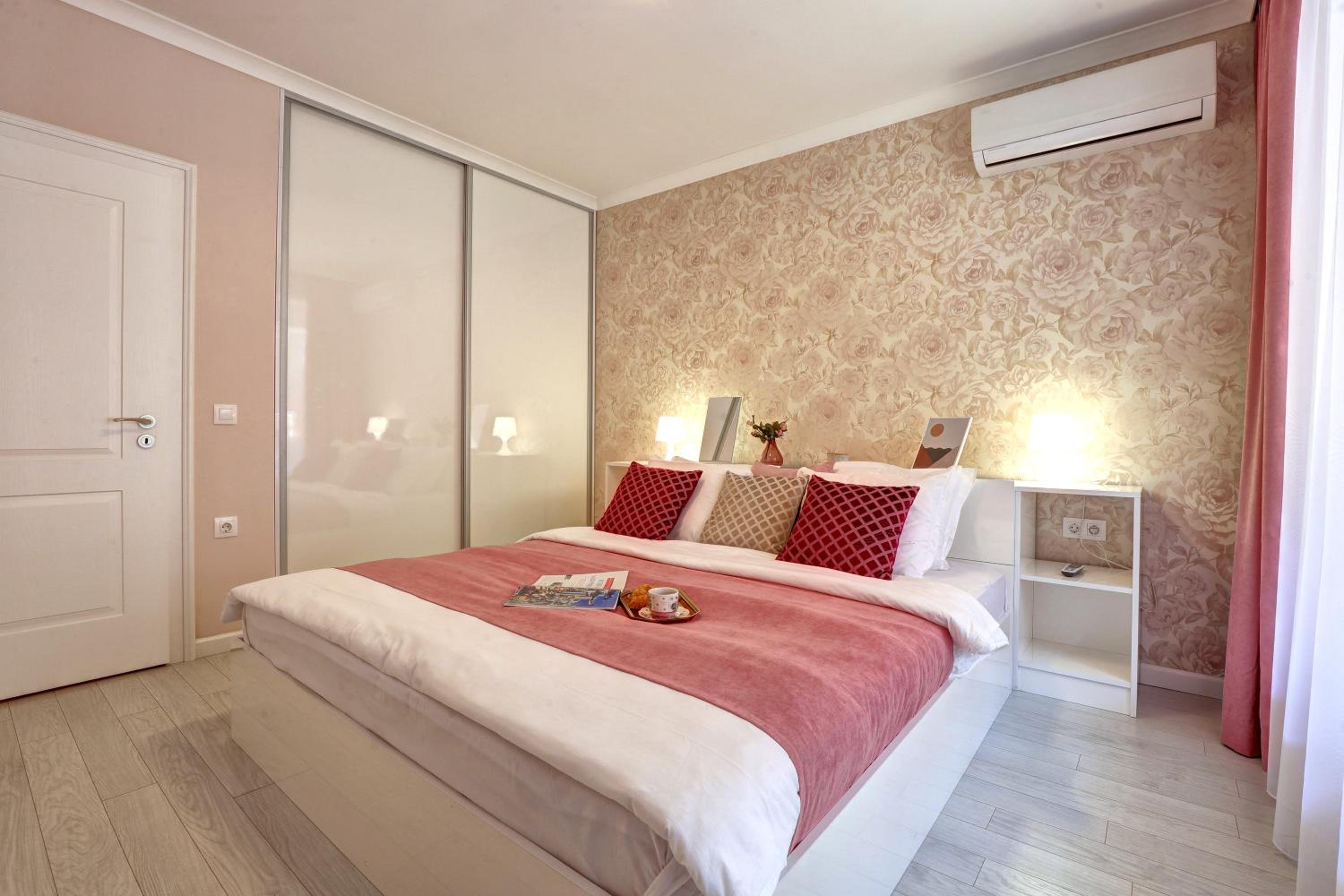 Luxury center apartments in Grand Karavel view 4