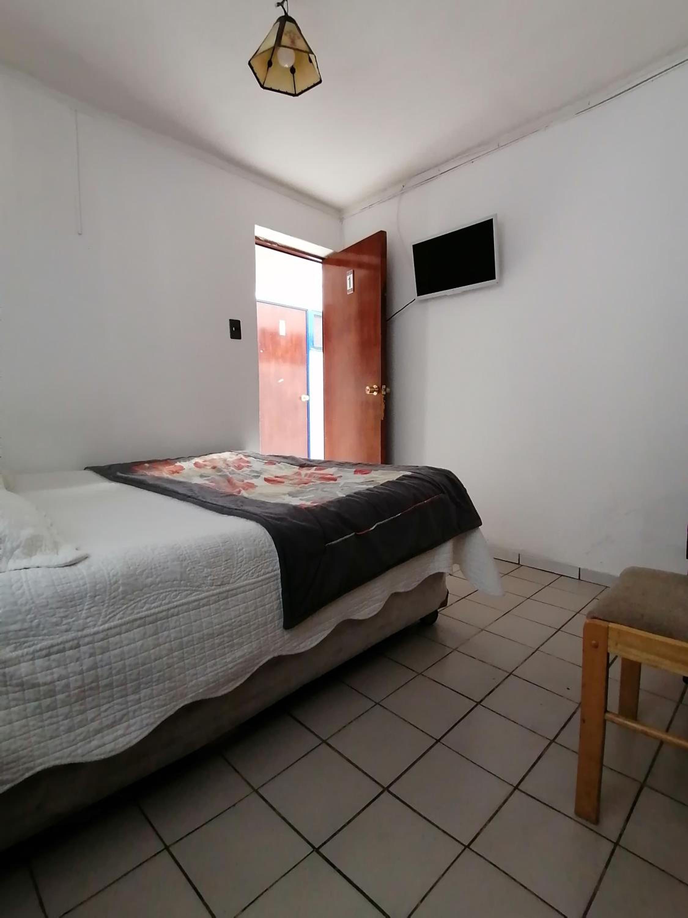 Hostal Caleta Abarca